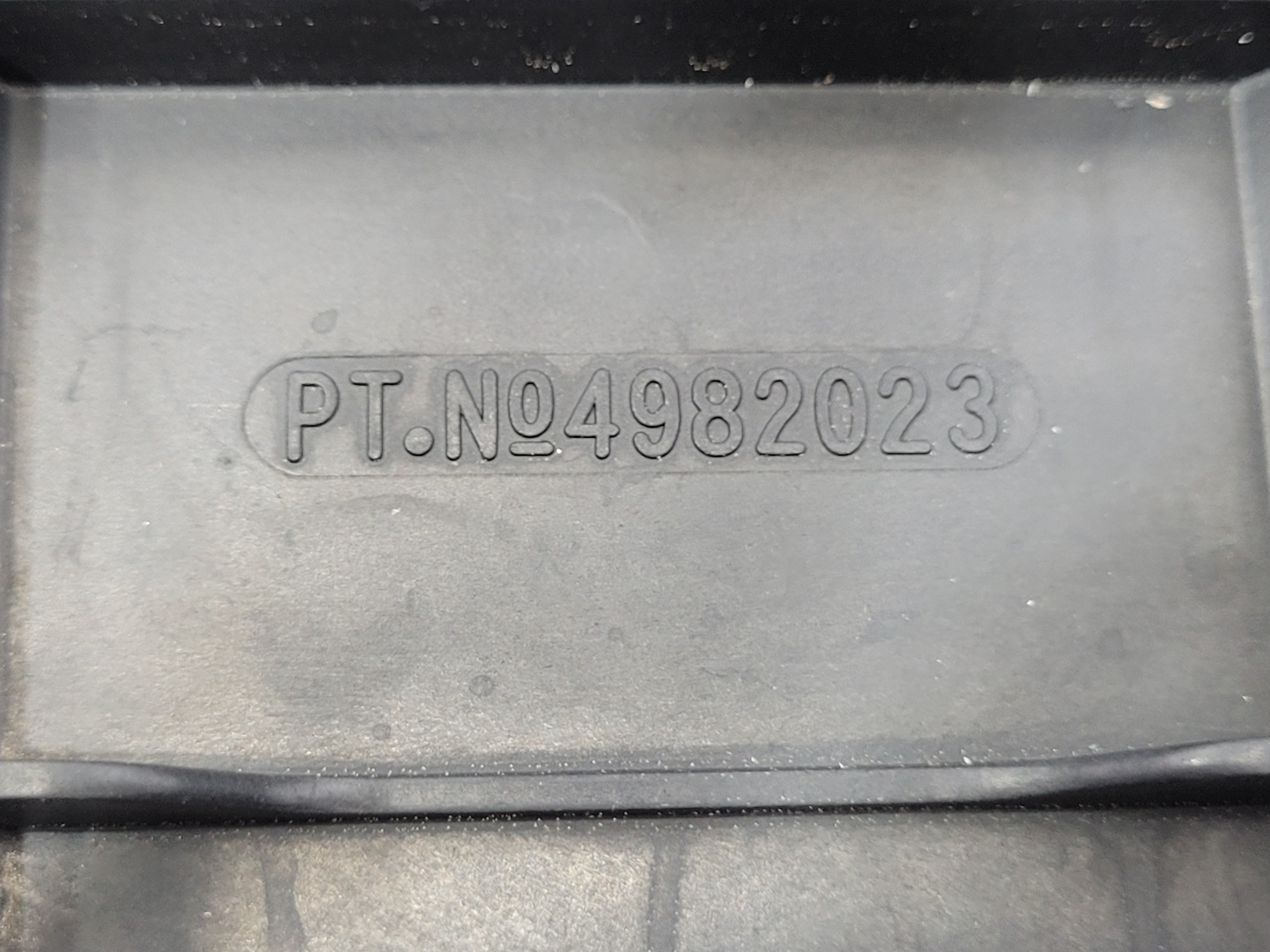 Tampa De Válvula Motor Cummins 4982023 5
