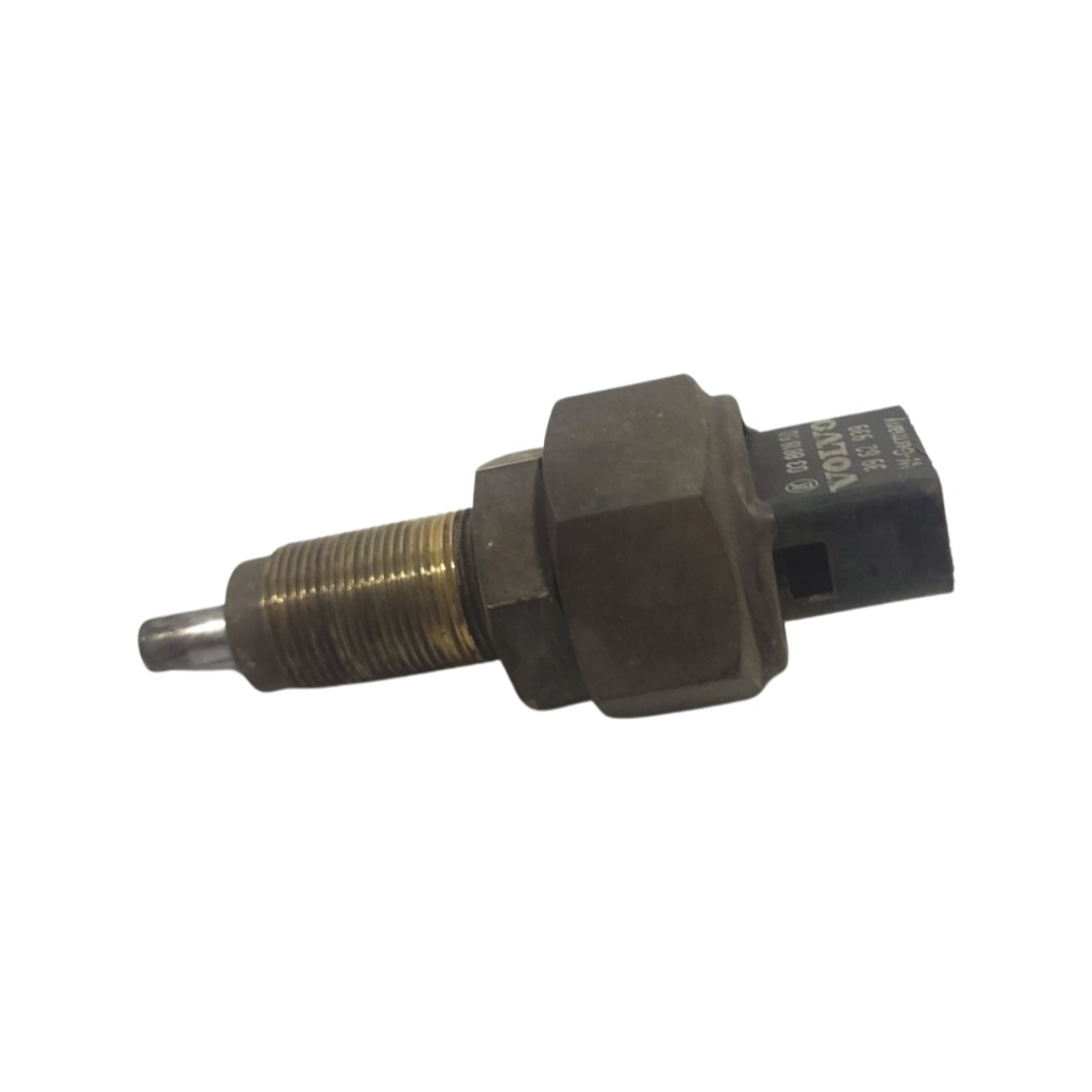 Interruptor Luz Freio Volvo / 3962939 2