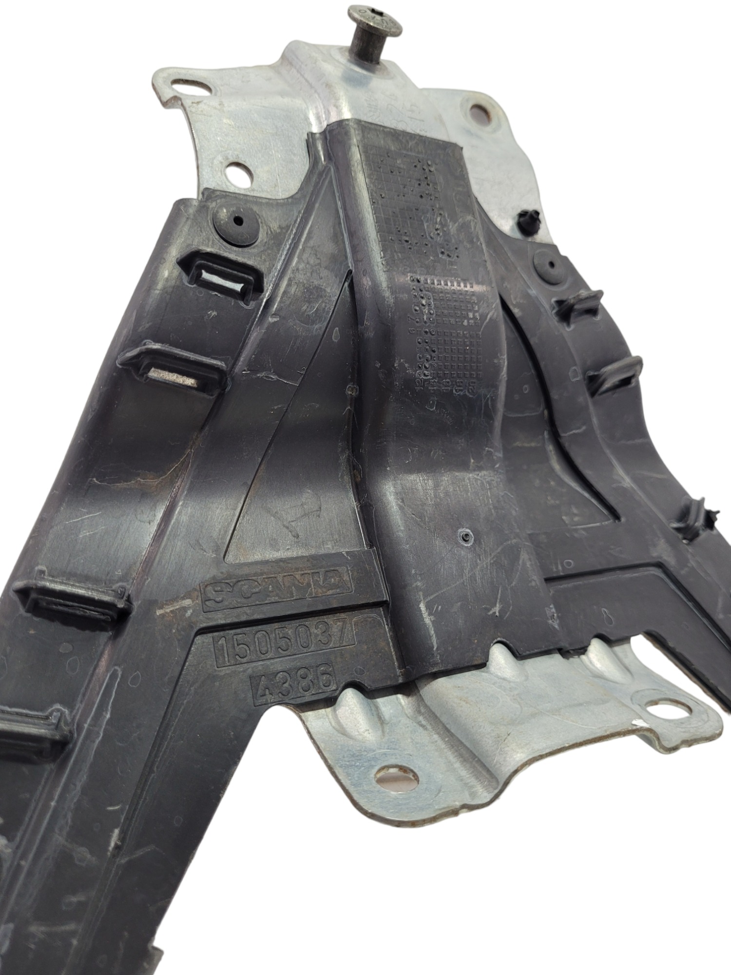 Suporte Scania 1505037 3