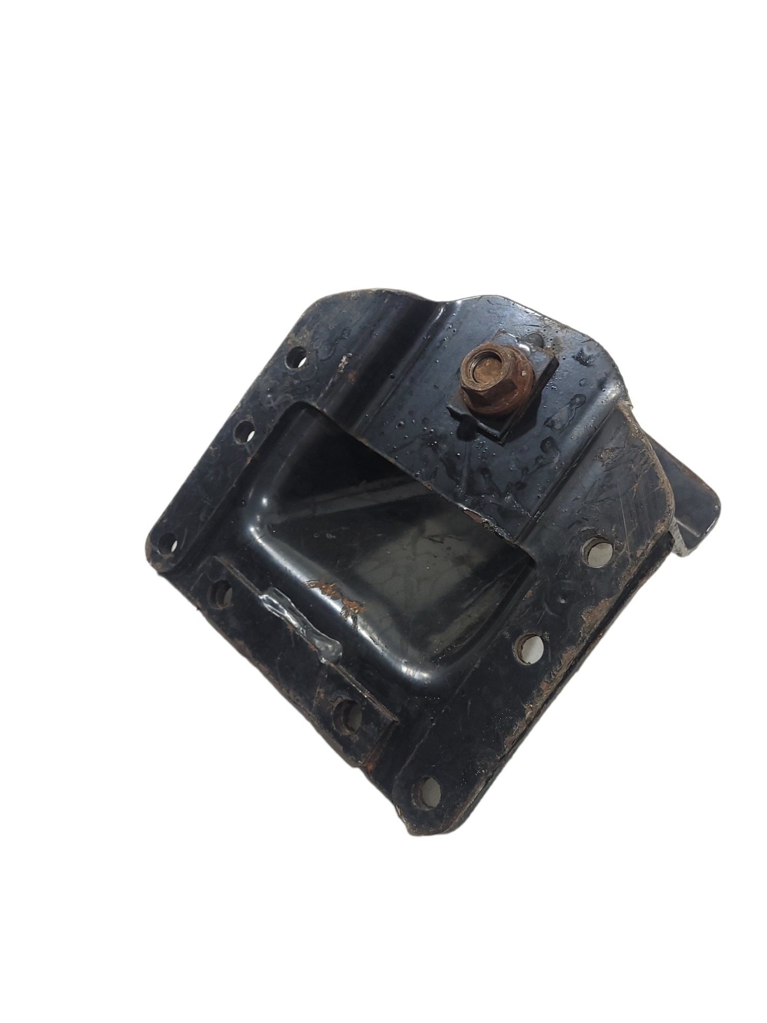 Suporte Mola Traseira M Benz Accelo 915 3