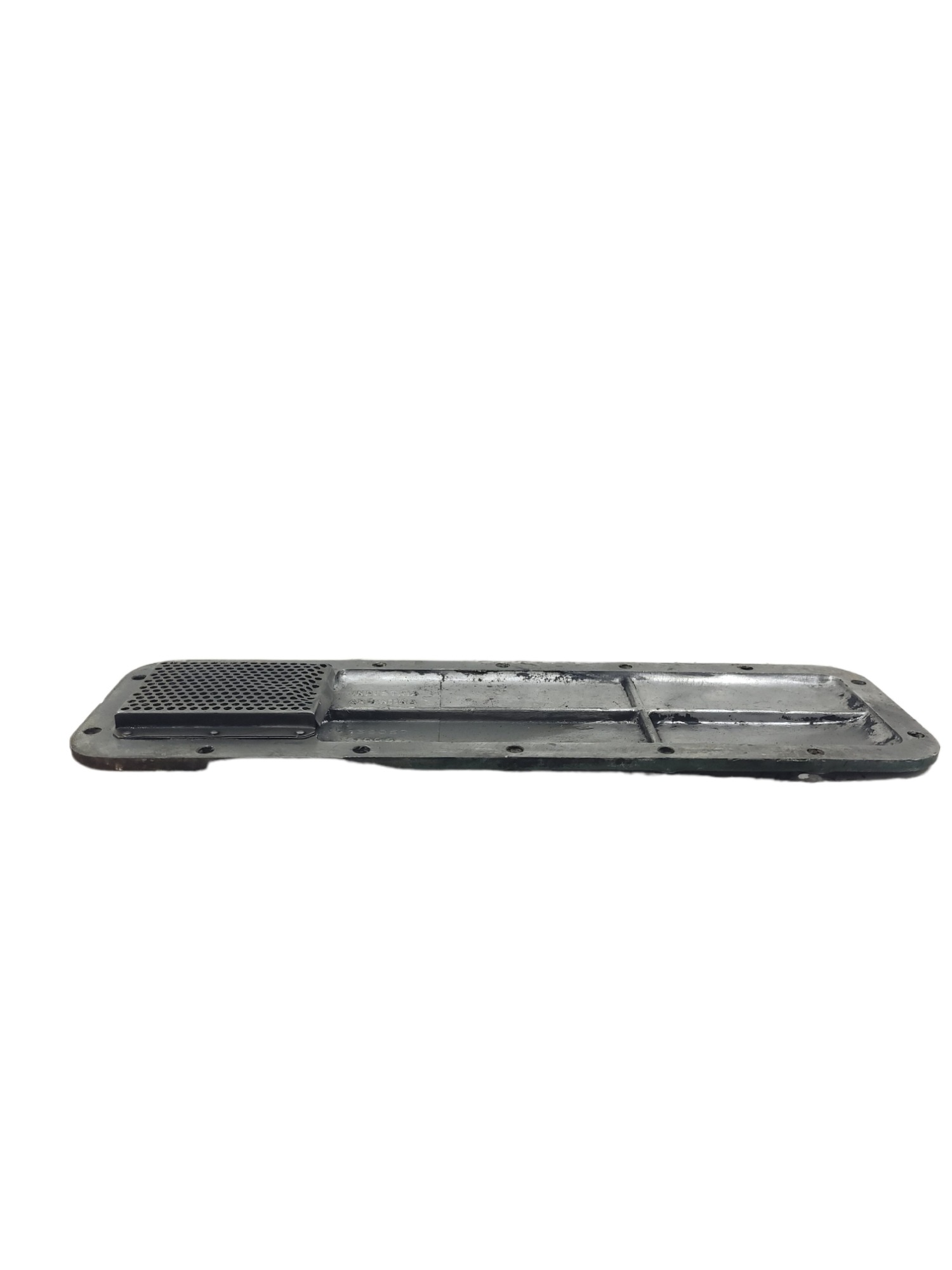 Tampa Lateral Motor Scania 139057 4