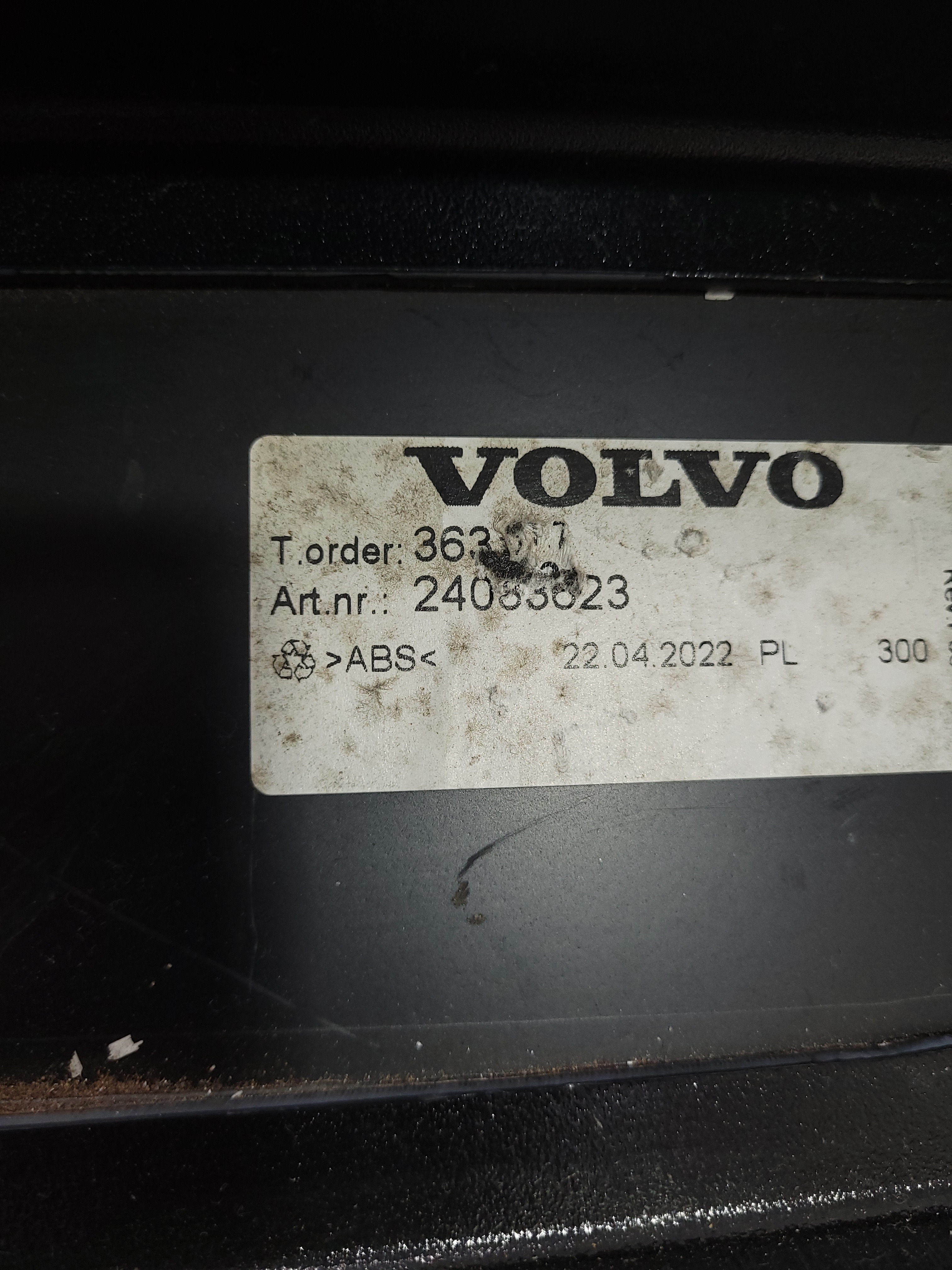 Porta Objetos Painel Volvo 24083623 Não Se Aplica 5