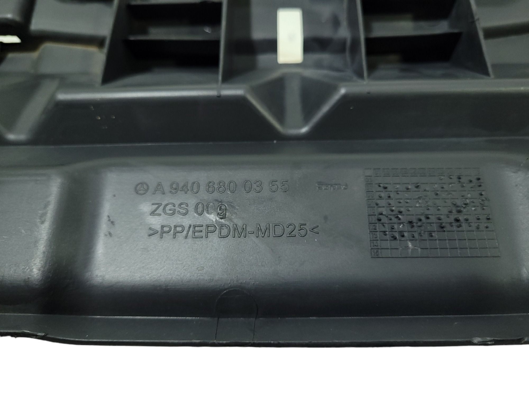 Moldura Painel Instrumentos M Benz Axor A9406800355 6