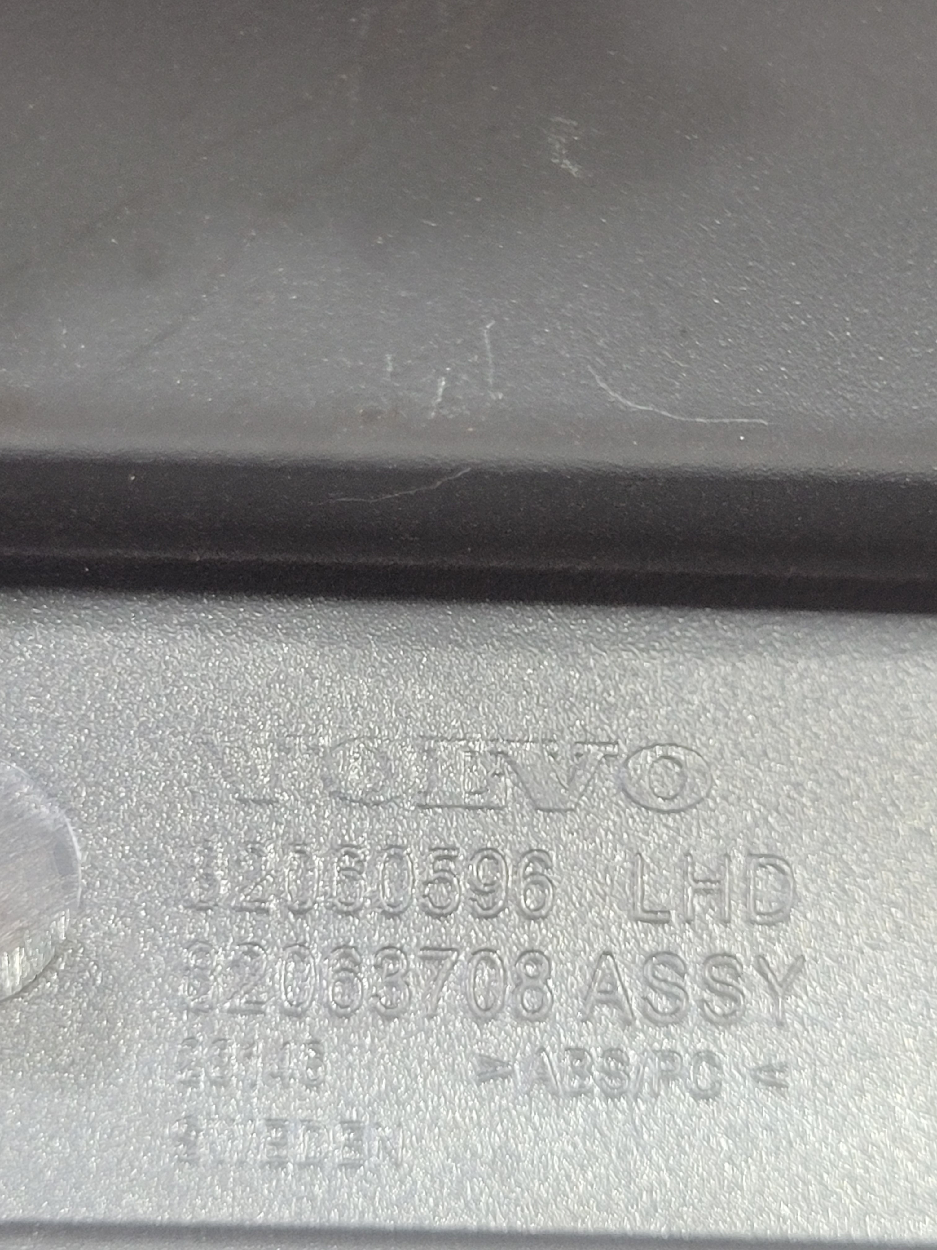 Porta Objetos Volvo 82060596 5