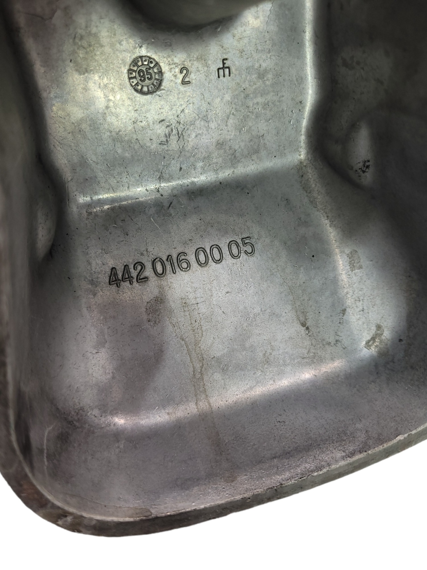 Tampa De Válvula Motor M Benz 447 4420160005 5