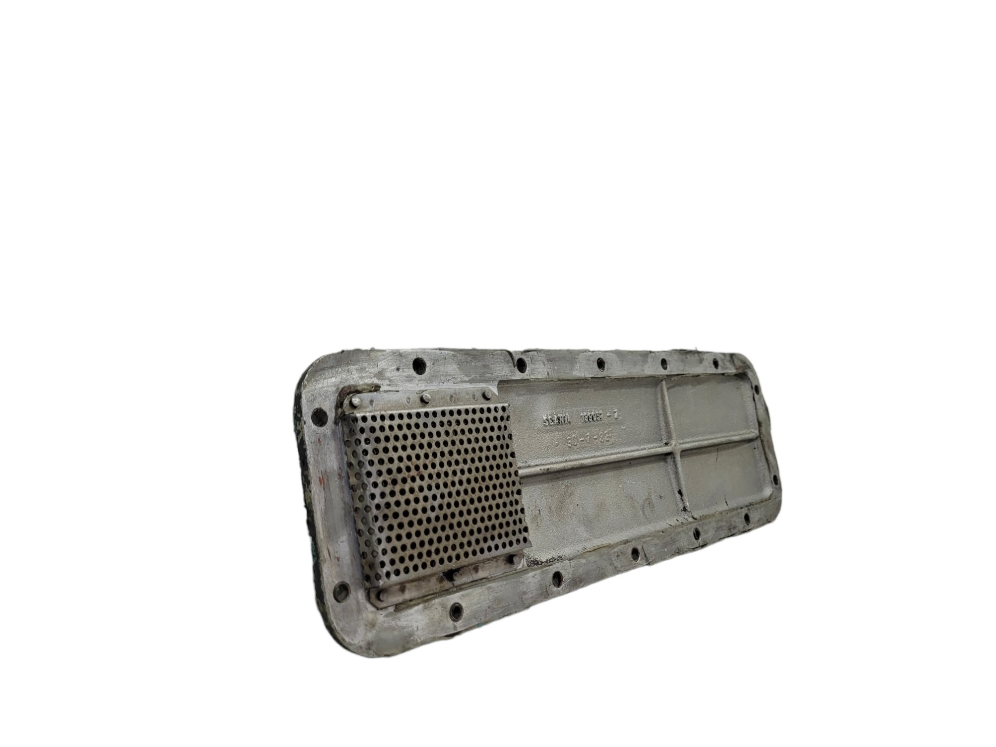 Tampa Lateral Motor Scania 139057 5