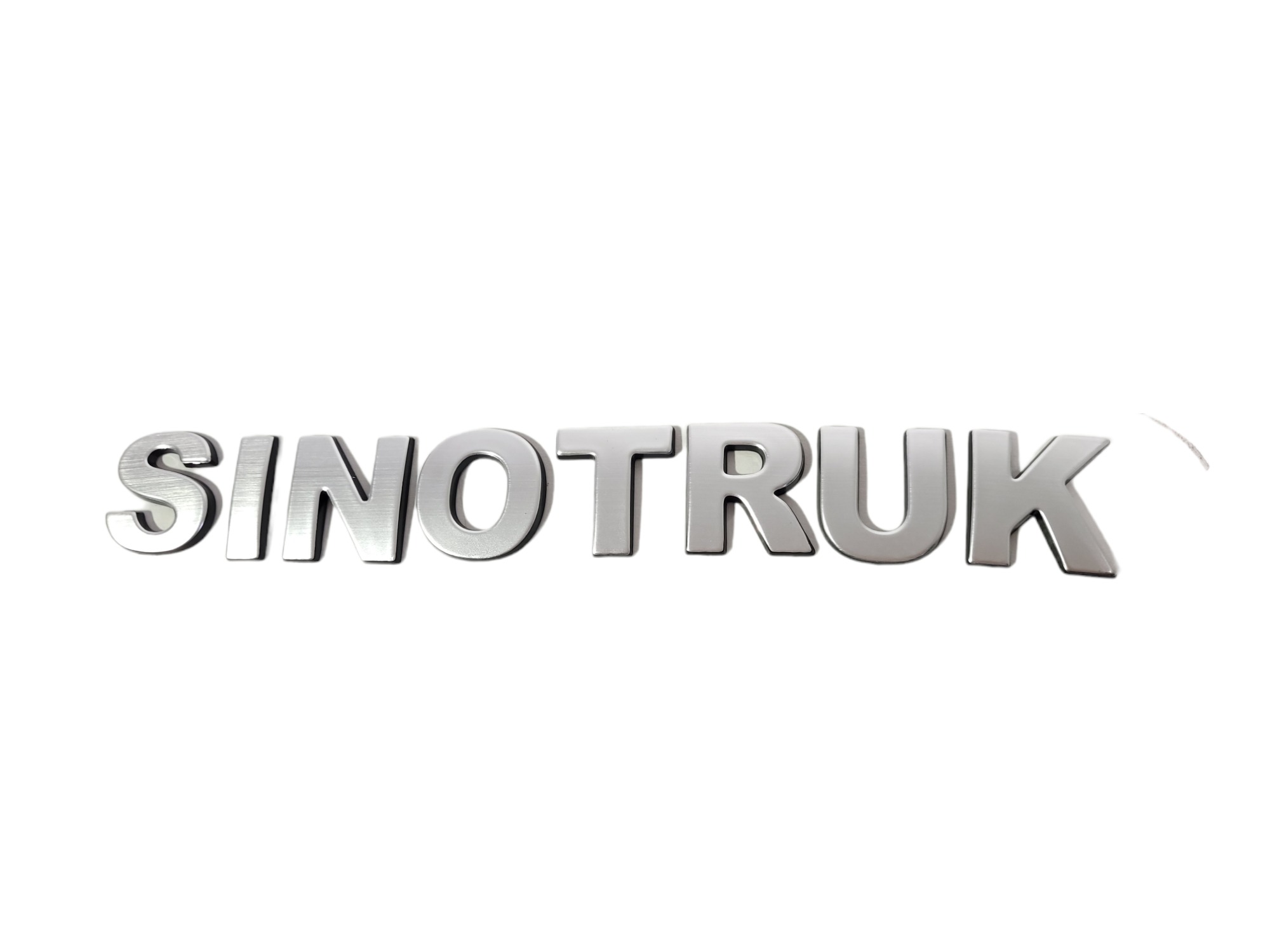 Emblema Sinotruk Prata 1