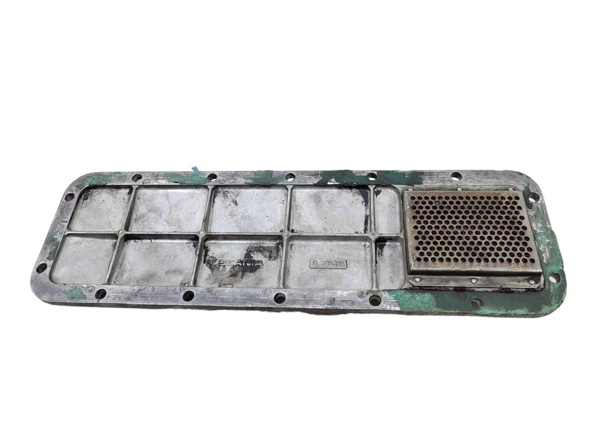Tampa Lateral Motor Scania 113 295218 2