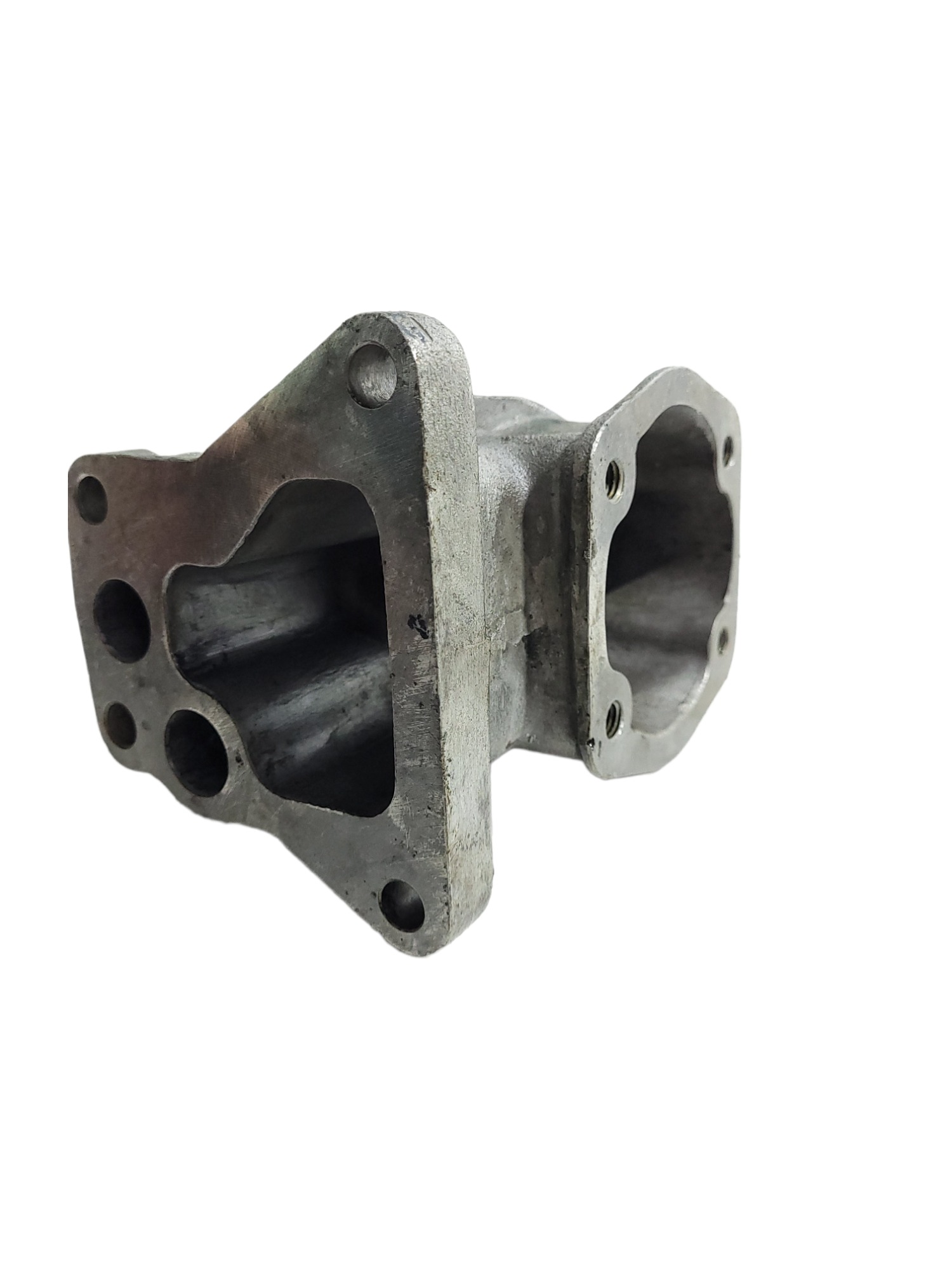 Suporte Saida Duto Scania1870103 3