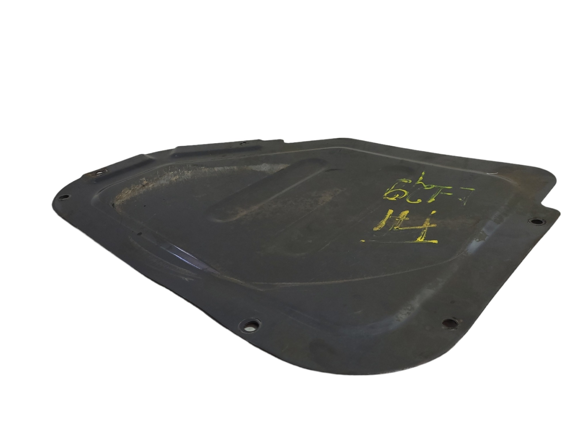 Protetor De Tanque Volvo Fmn 21215914 4