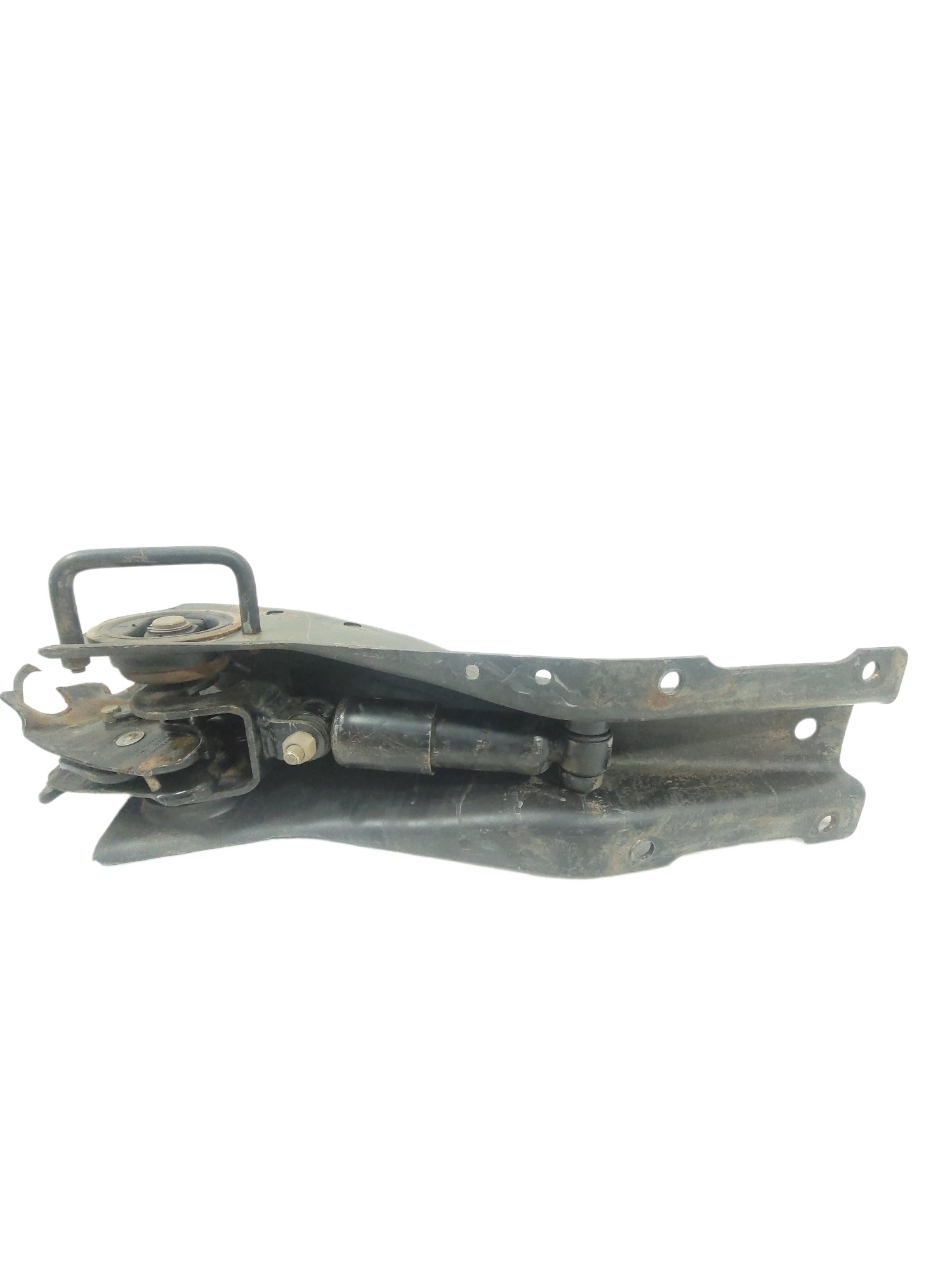 Suporte Amortecedor Traseiro Cabine Ford Cargo 815 = 3