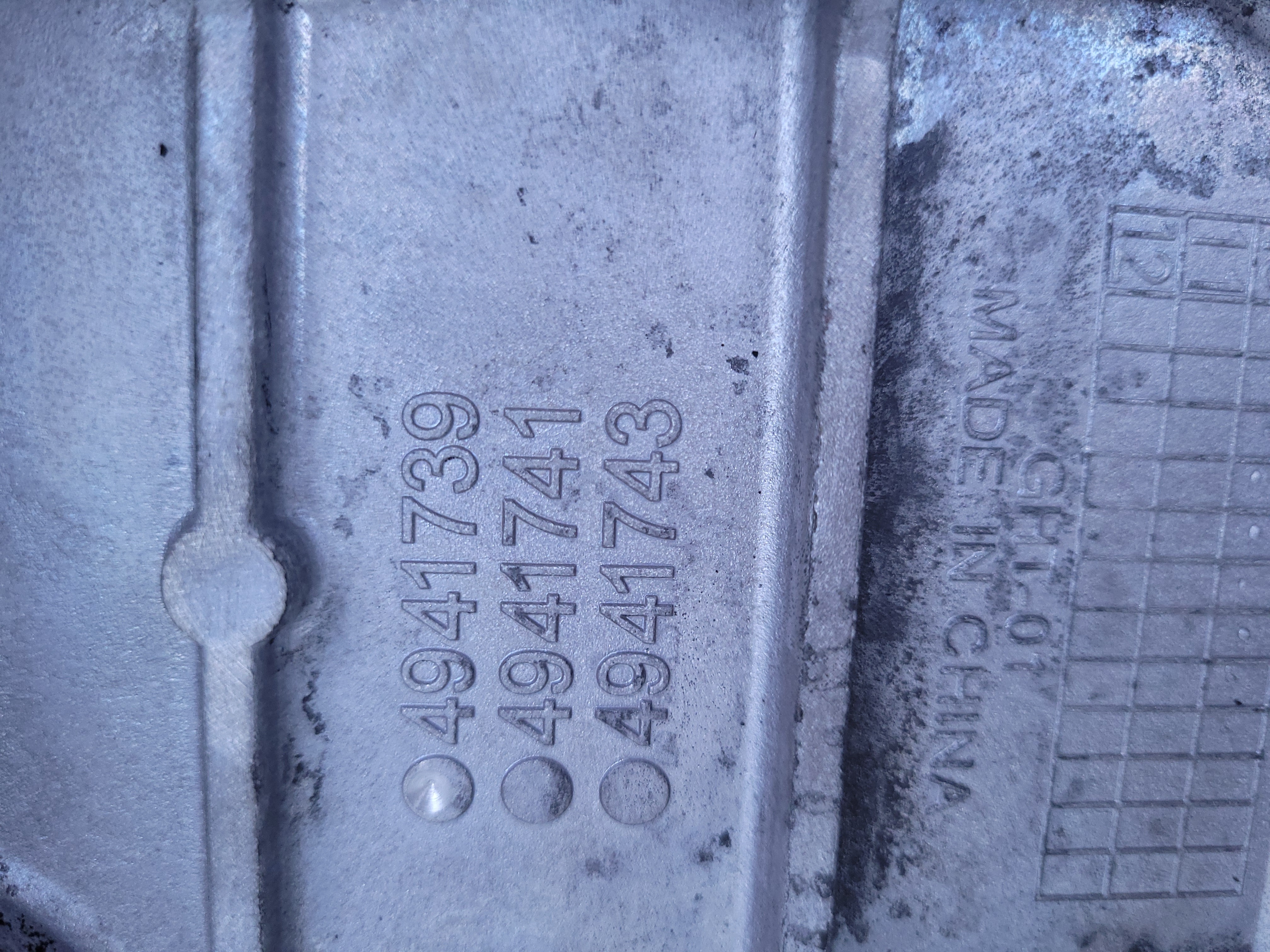 Tampa De Válvula Ford Cargo 4941744 6