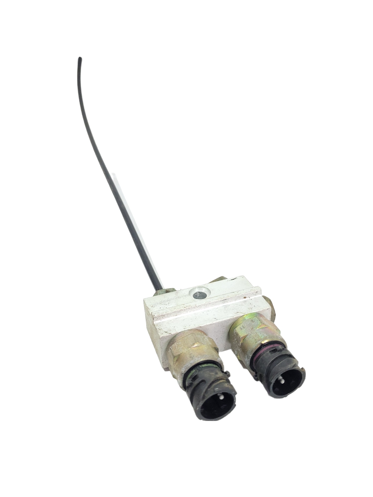 Caixa De Distribuiçao De Freios Volvo ; N 20375788 3