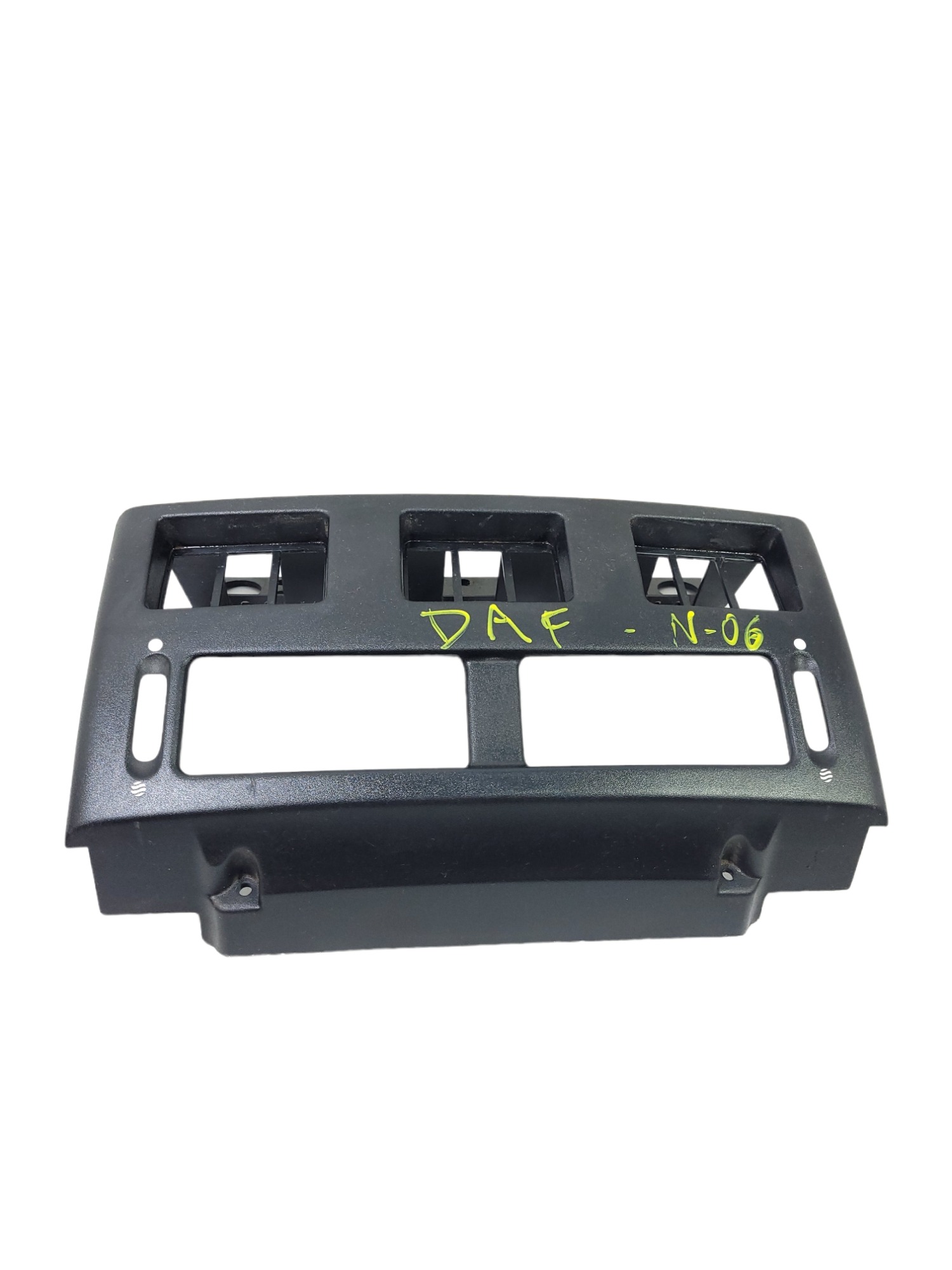 Moldura Central Painel Daf Xf105 20201304866 Preto 4