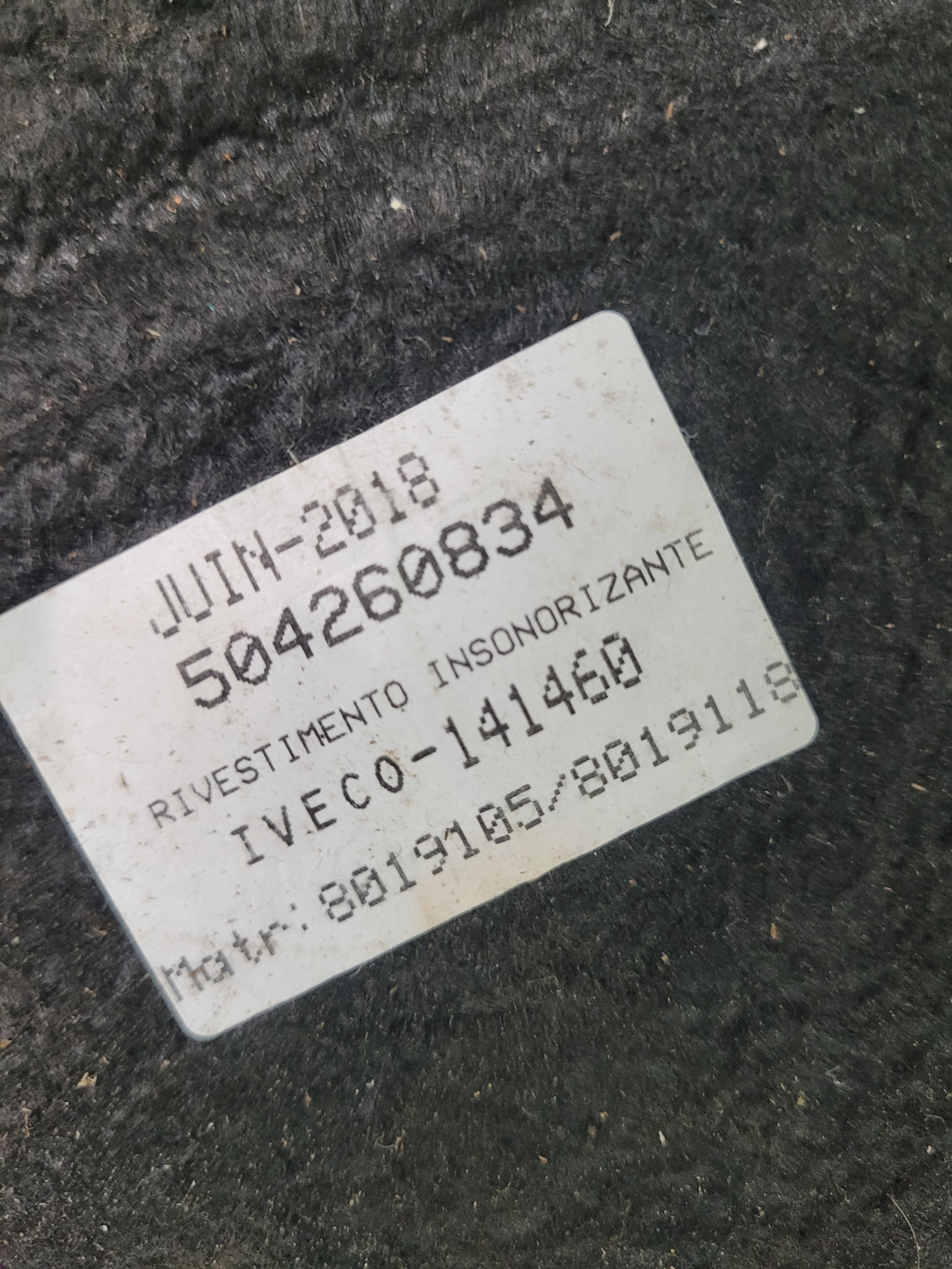 Tapete Iveco Stralis 504260834 5