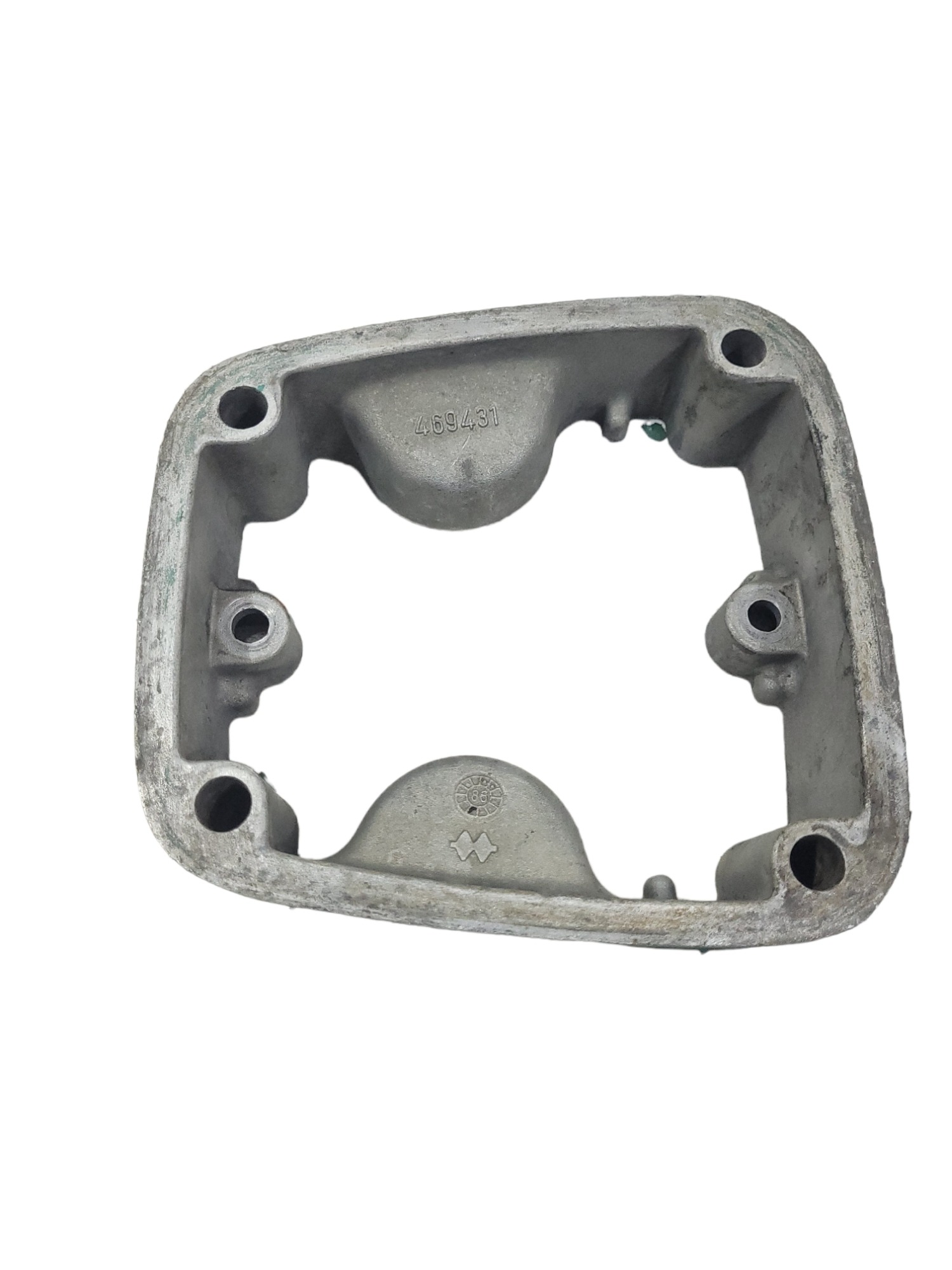 Suporte Tampa Válvula Volvo Nl 469431 1