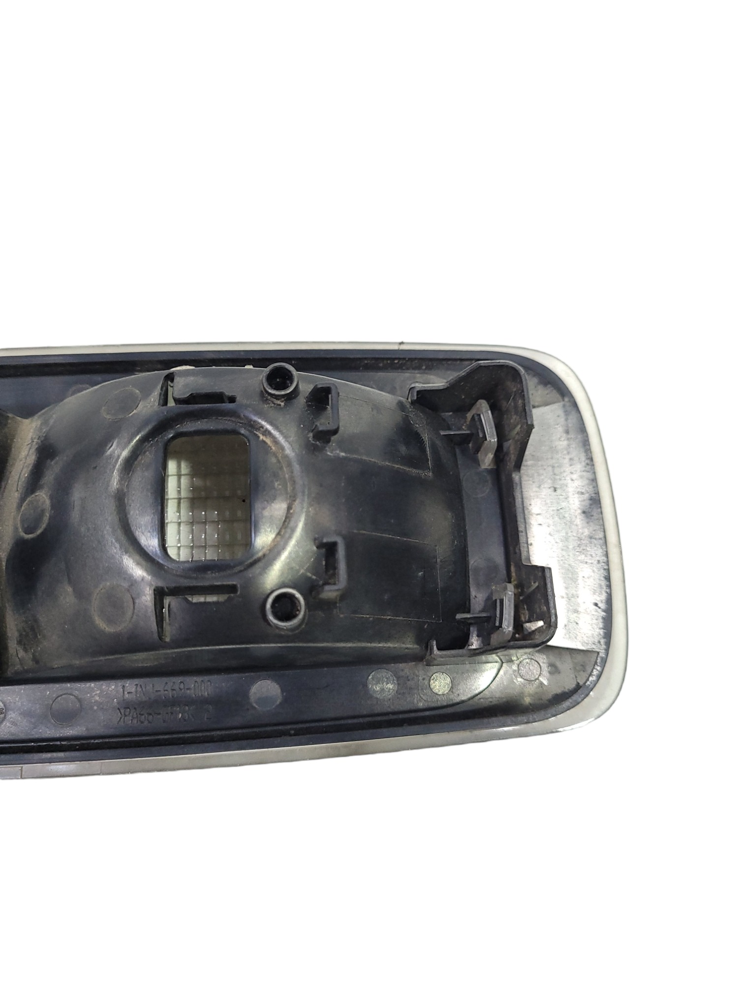 Luz Interna Volvo Fh 82066220 4