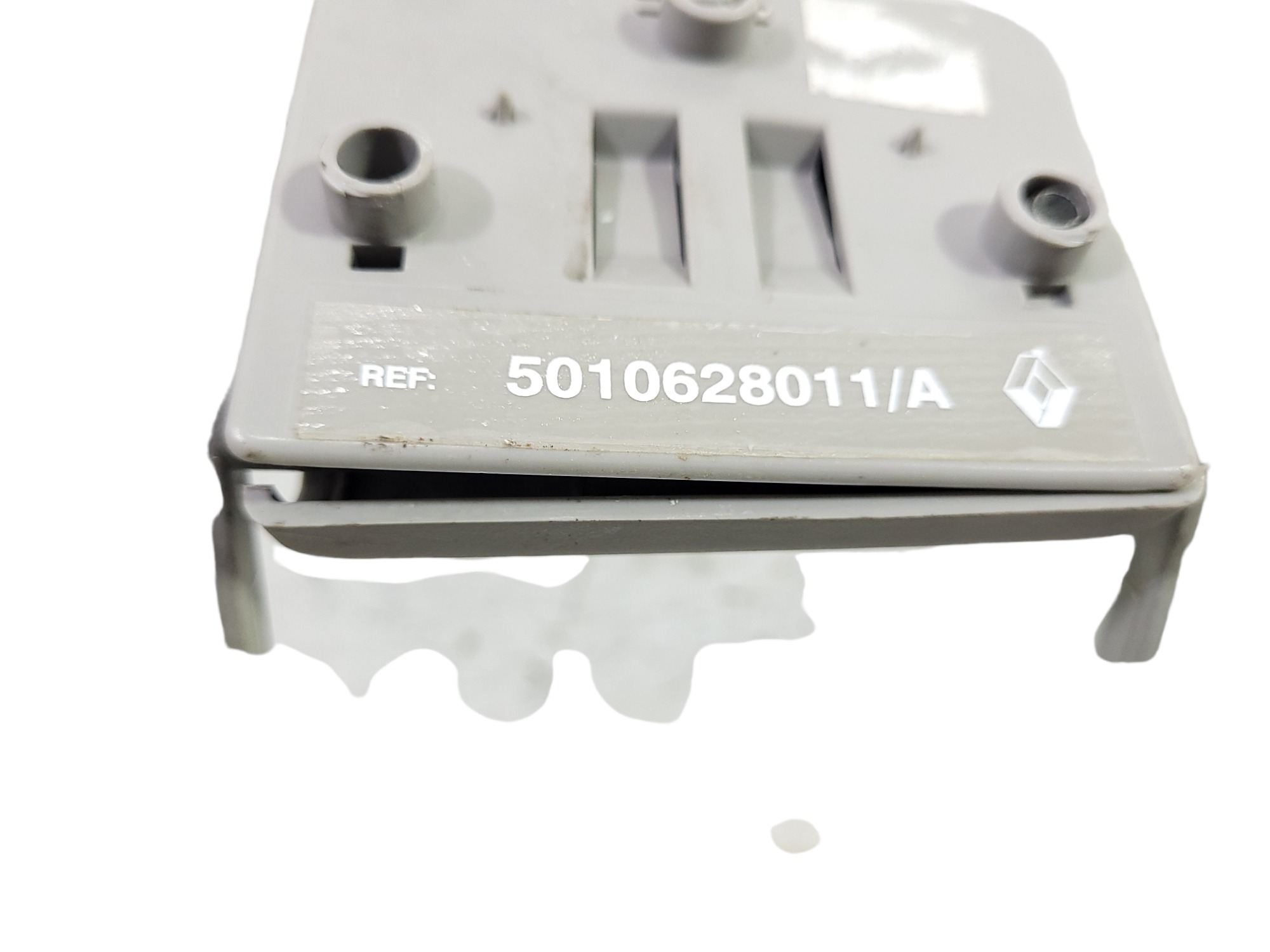 Quebra Sol Lateral Esquerdo Volvo Vm5010628011 5