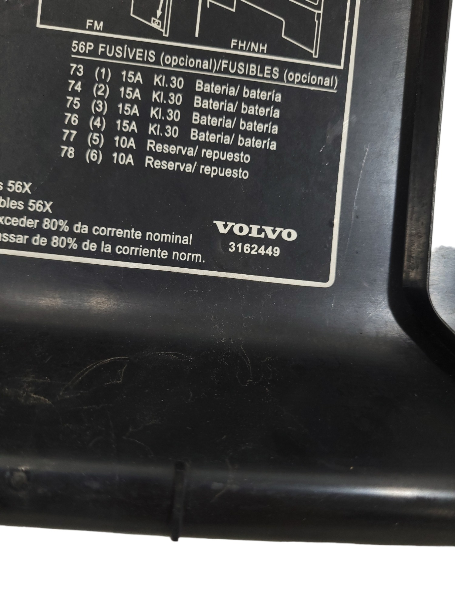 Tampa Caixa De Fusíveis Volvo 3162449 5
