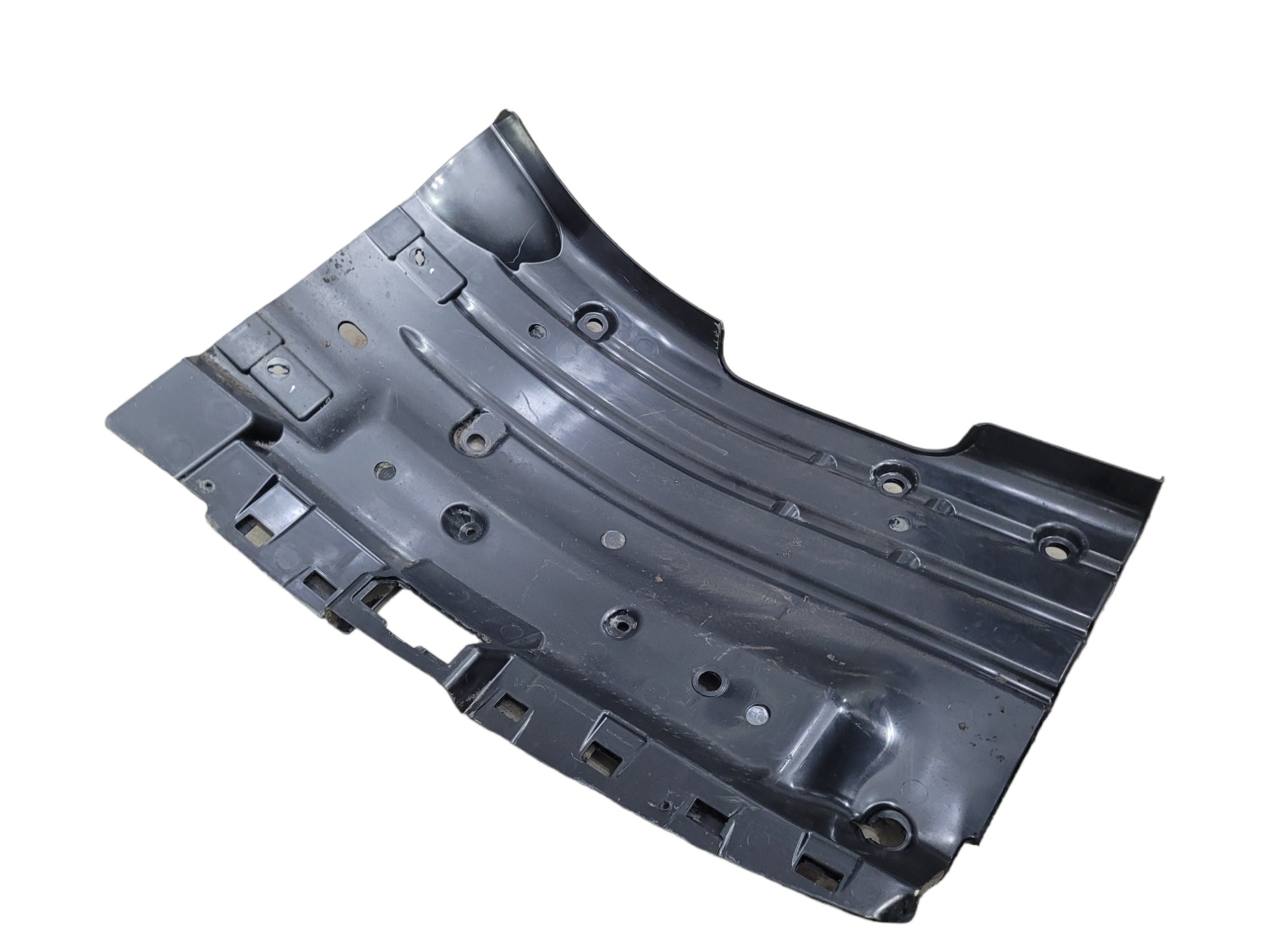 Paralama Cabine Dianteira Esquerda Scania Ntg 2599543 Não Se Aplica 4