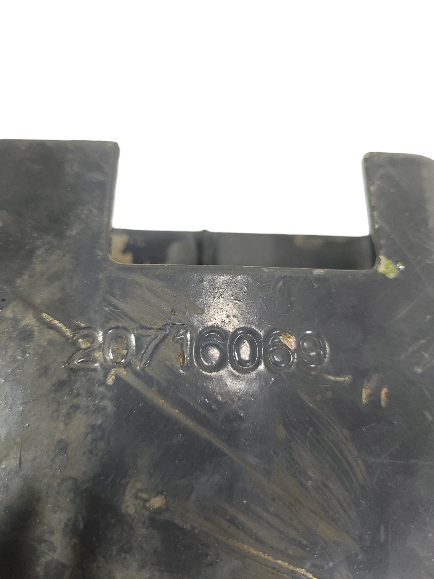 Suporte Arla Volvon 20716069 5