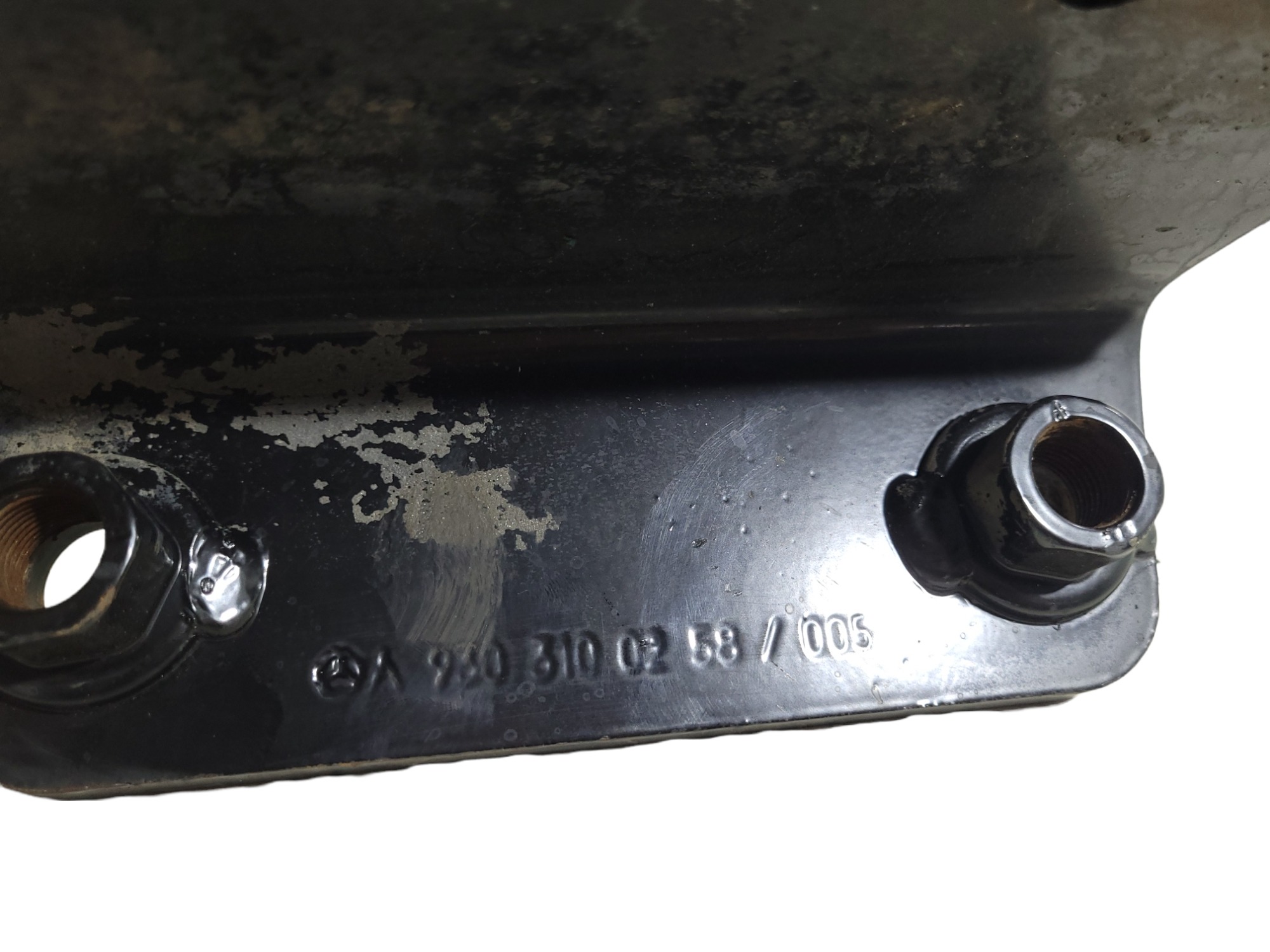 Suporte Do Console Inferior M Benz Axora9303100258 5