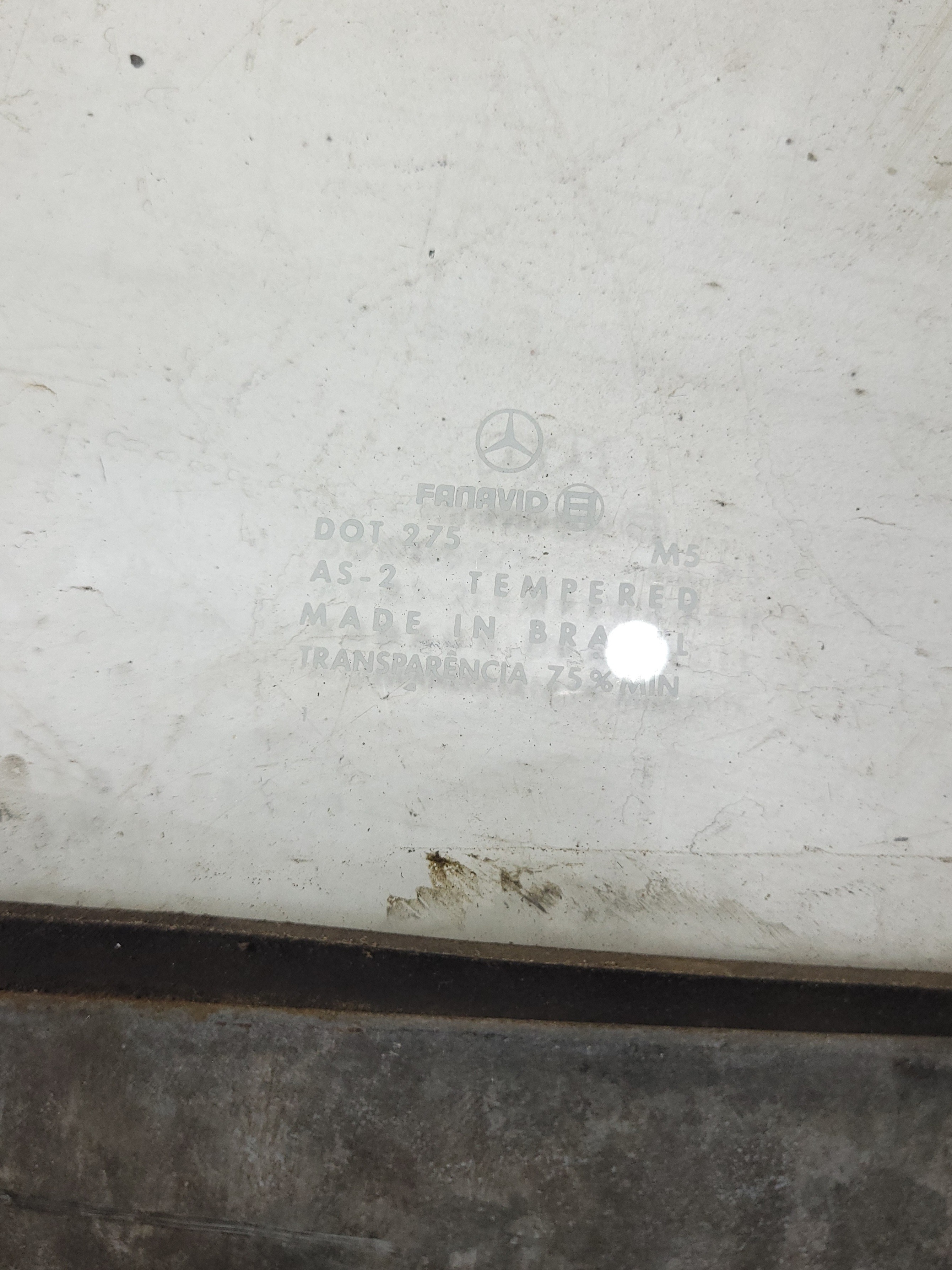 Vidro Porta Esquerda M Benz 1935 1996 E 1997 Ch 5