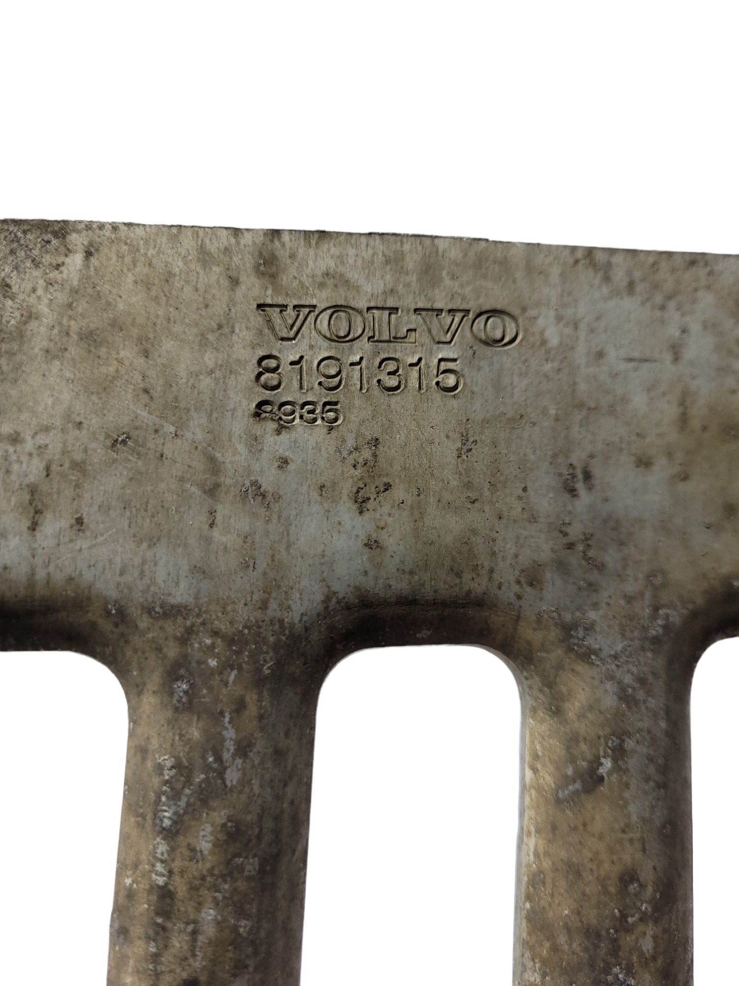 Estribo Volvo 8191315 5