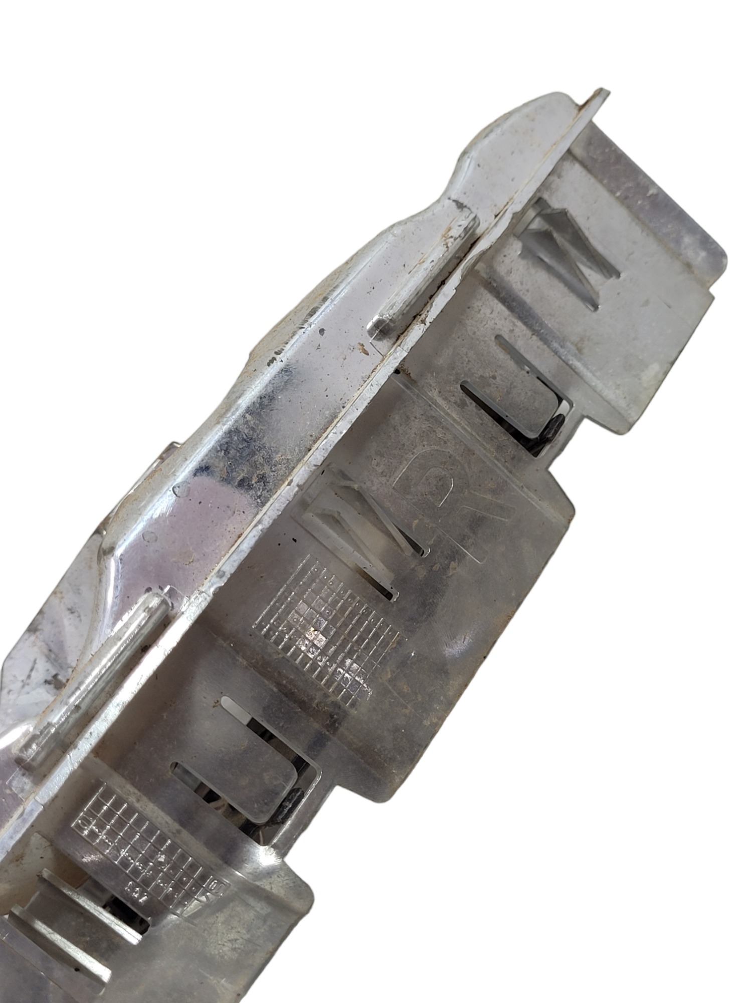 Moldura Lantera Direita M Benz 3