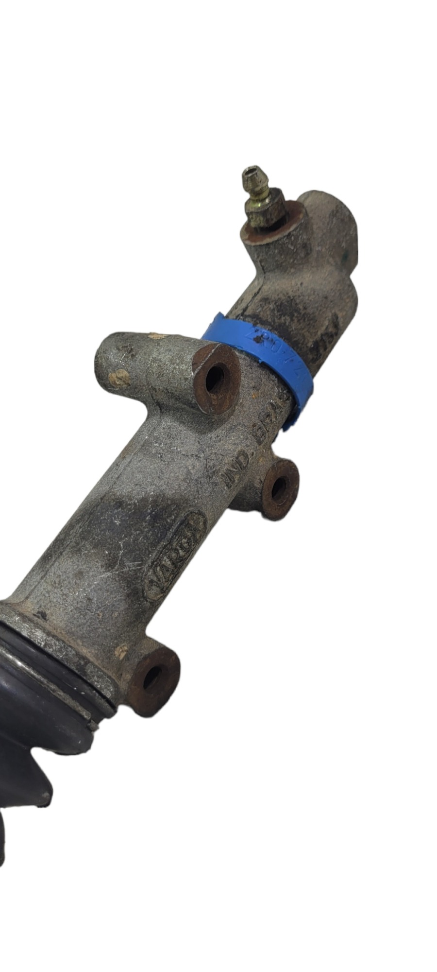 Cilindro Auxiliar Embreagem Vw 7100 01082 3