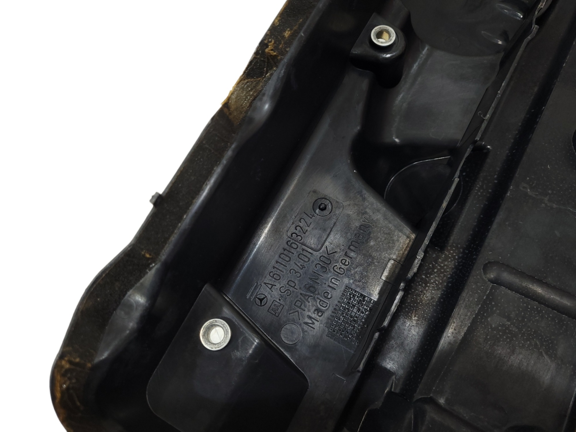 Acabamento Tampa Valvula M Benz A6110163224 5