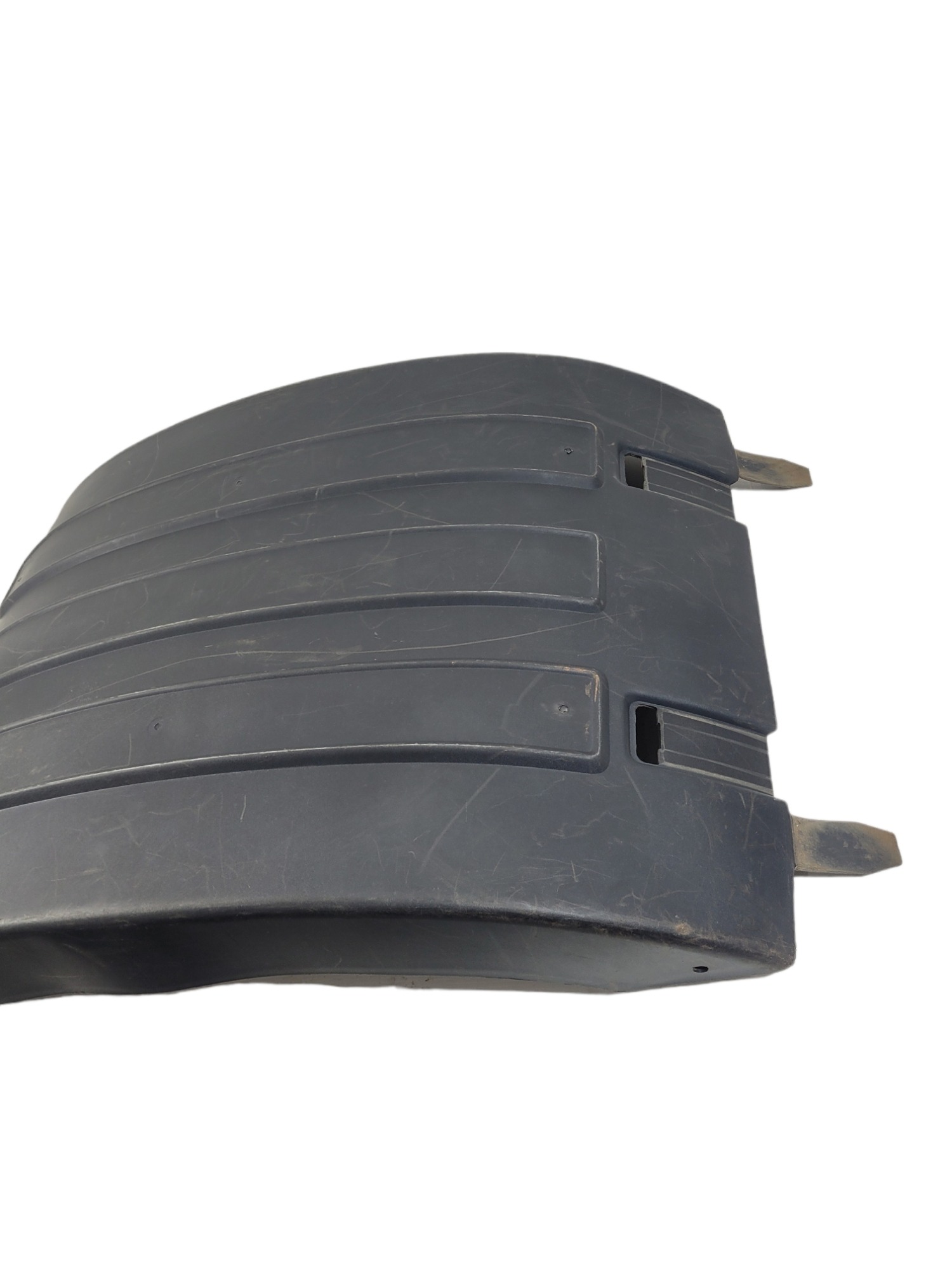 Paralama Traseiro Central Volvo Fh 2010 A 2014 21094384 9