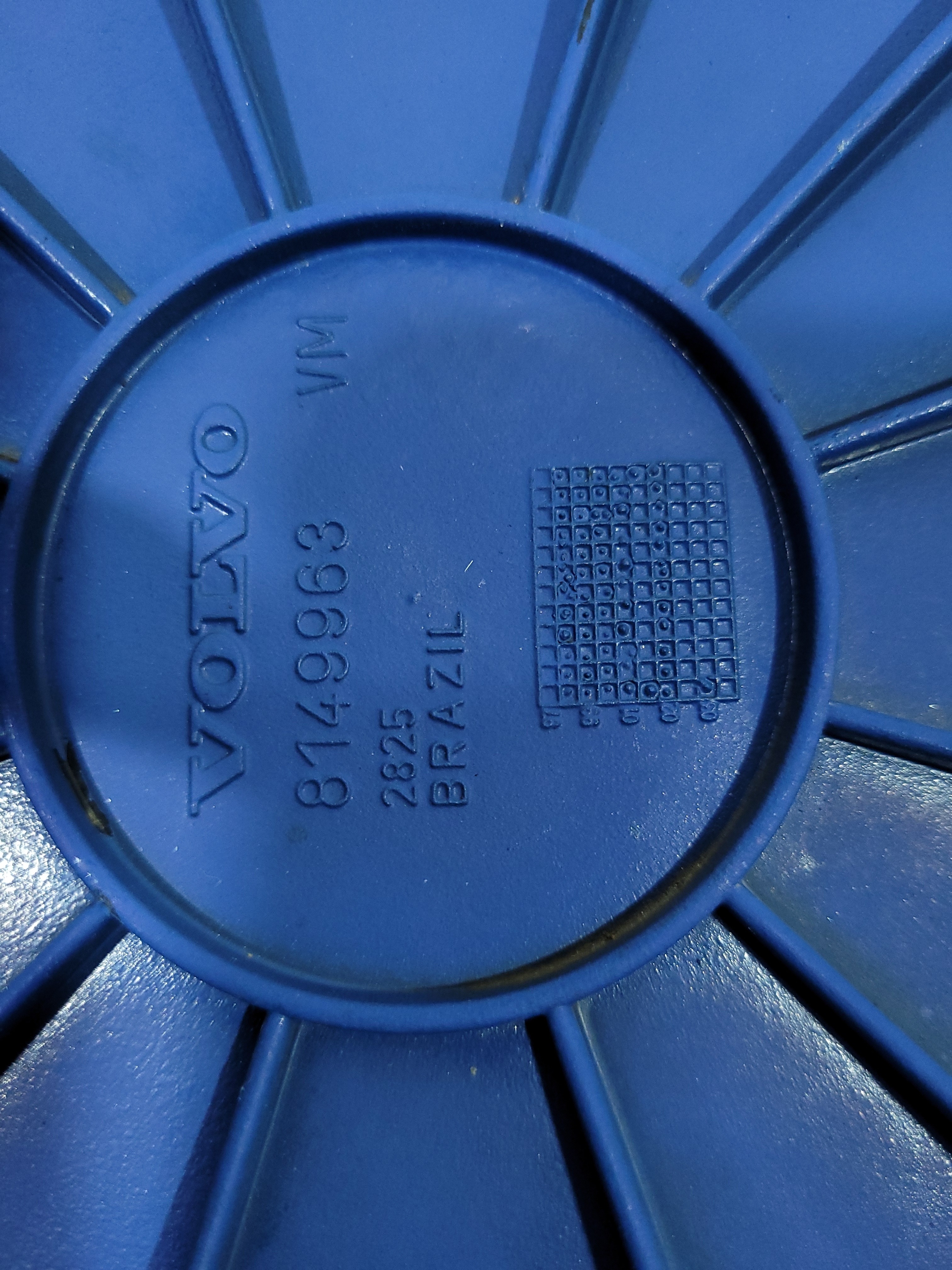 Tampa Filtro Ar Volvo Fh8149963 5