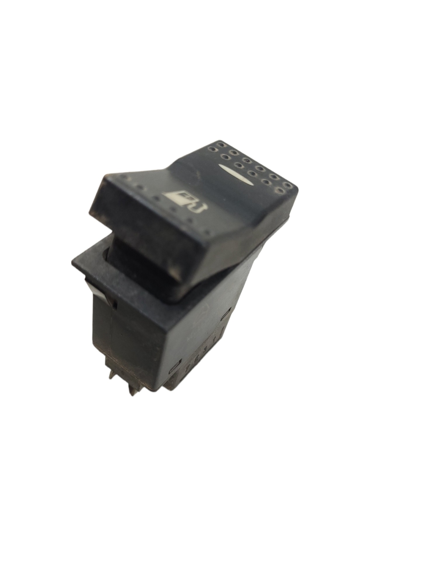 Interruptor Operação Econômica Sinotruk Wg9925581057 2