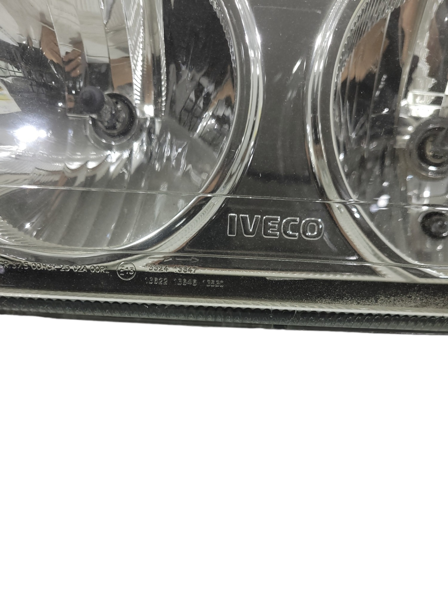 Farol Esquerdo Original Iveco 5802176381 Esquerdo 5