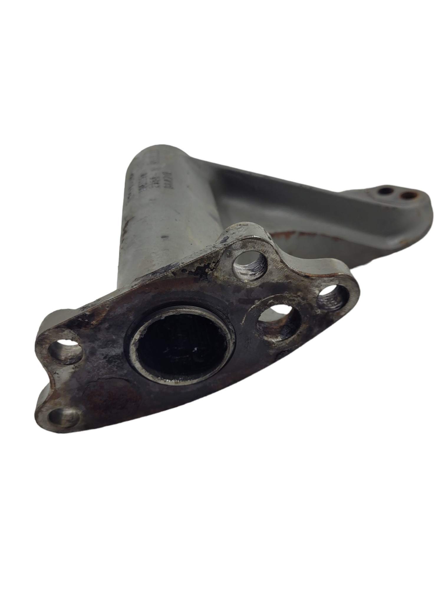 Suporte Eixo Traseiro Volvo Fh Nh12 1081174 4