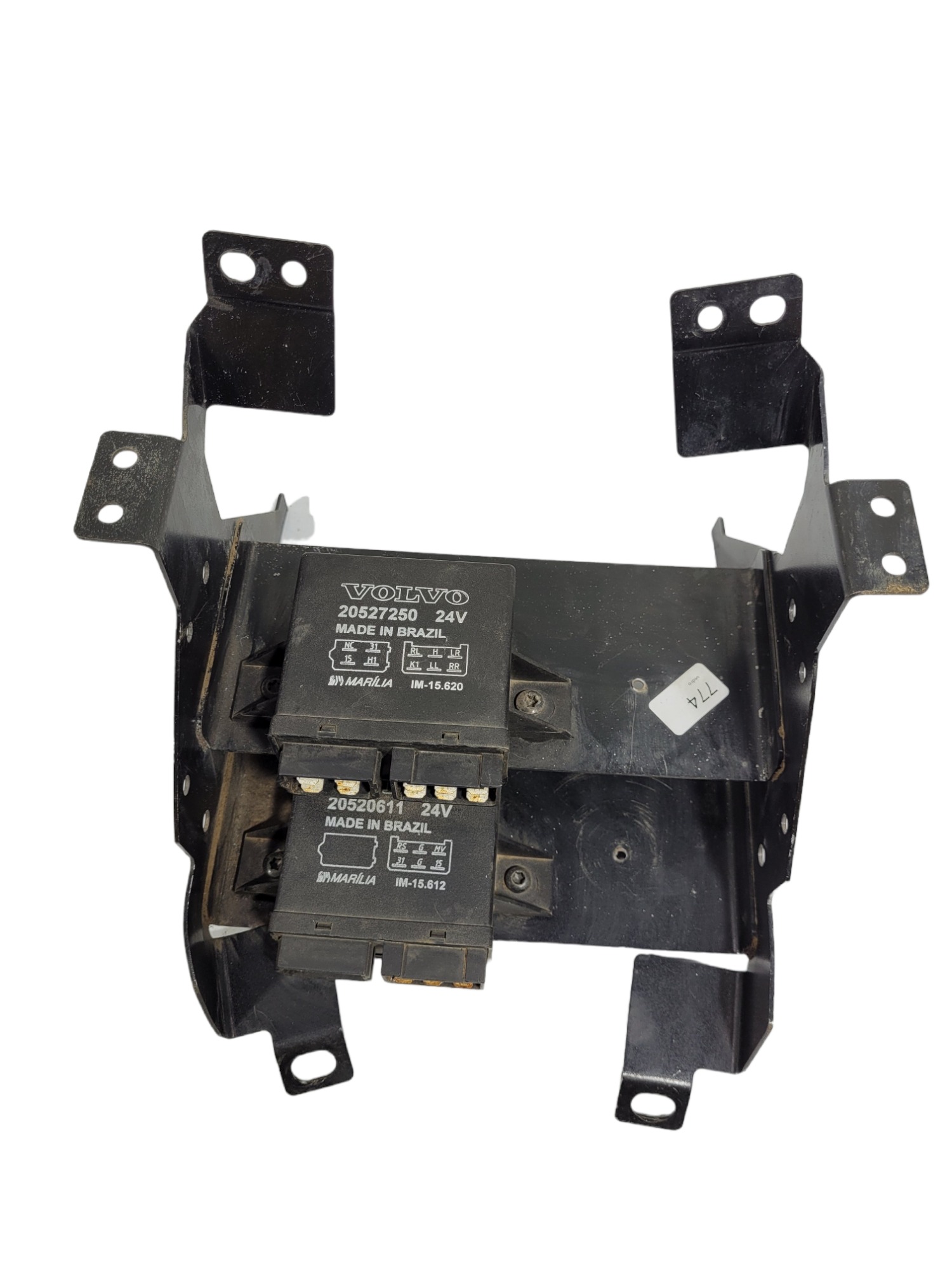 Rele Com Suporte Volvo Vm – 20527250 1