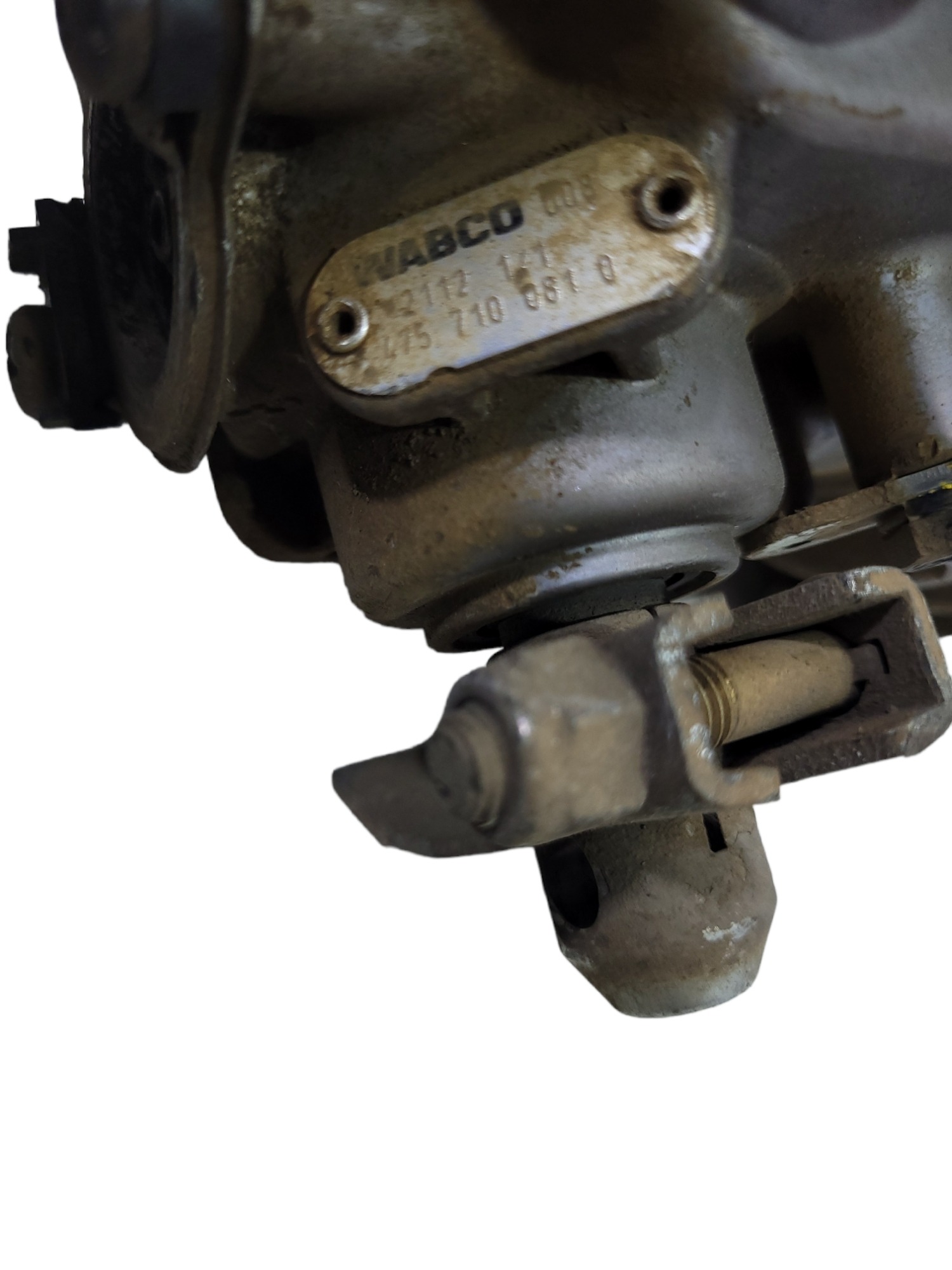 Valvula Freio Ar M Benz 4757100810 5