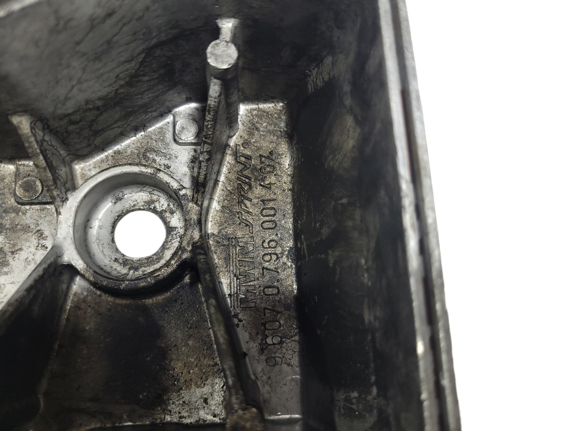Tampa Cabeçote Motor Mwm 6 Cilindrosn 96070796001407 5