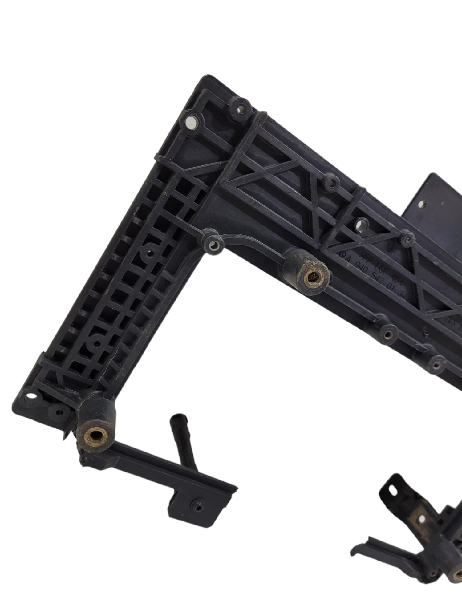 Suporte M Benz Axor 1933 2012 A9405420134 6