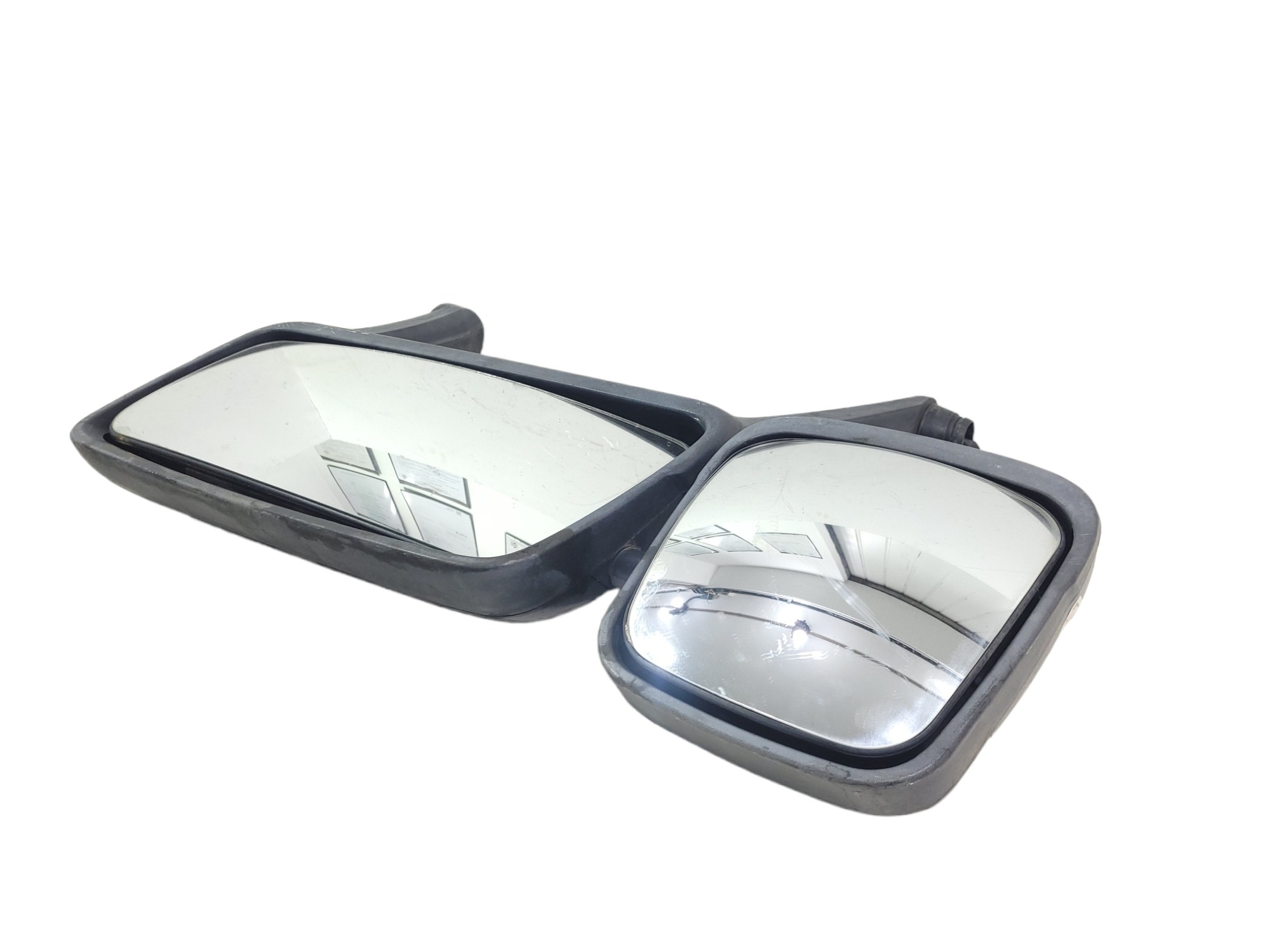 Retrovisor Direito Volvo Fh 3