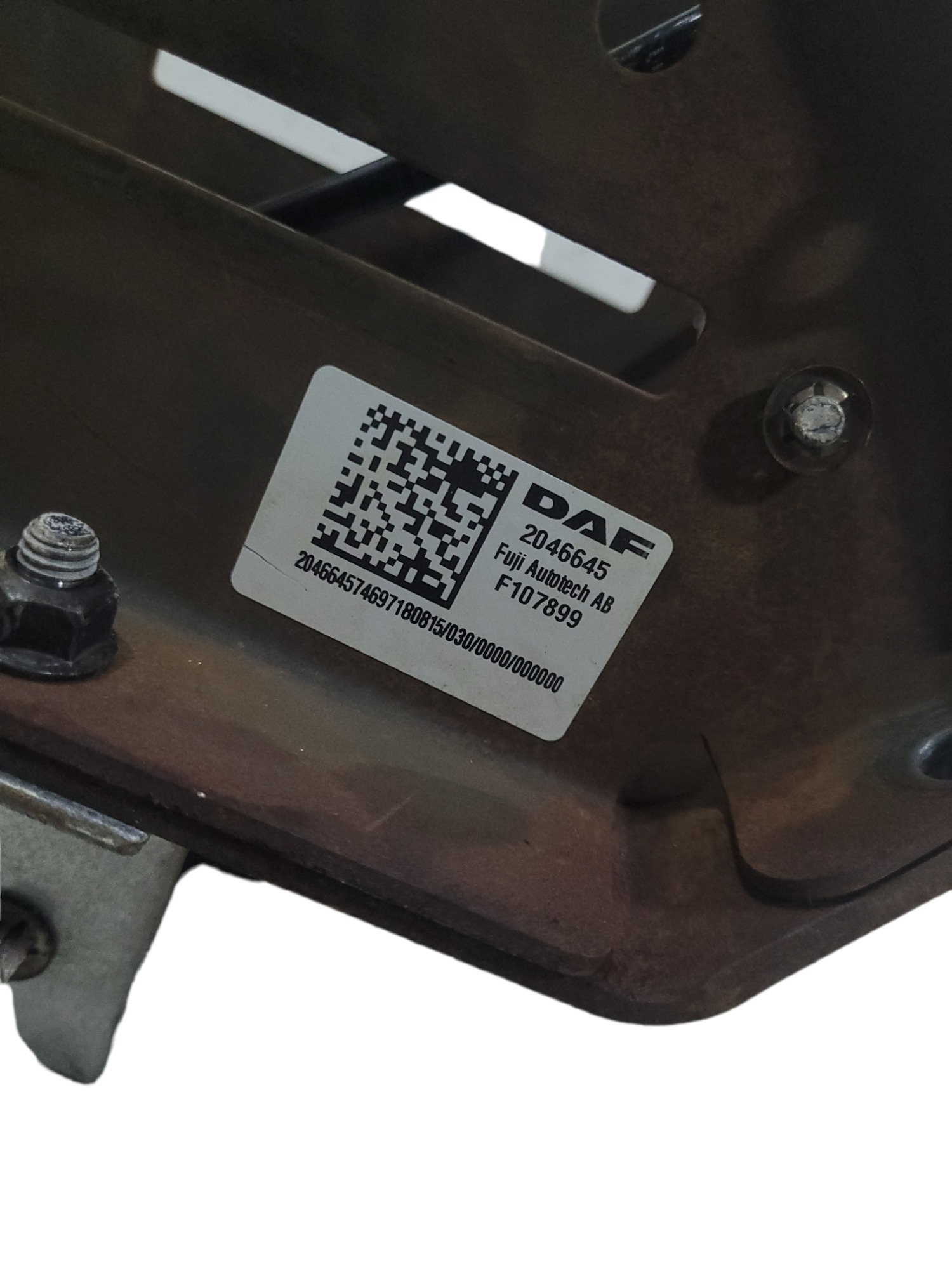 Suporte Coluna De Direção Daf * 2046645 5