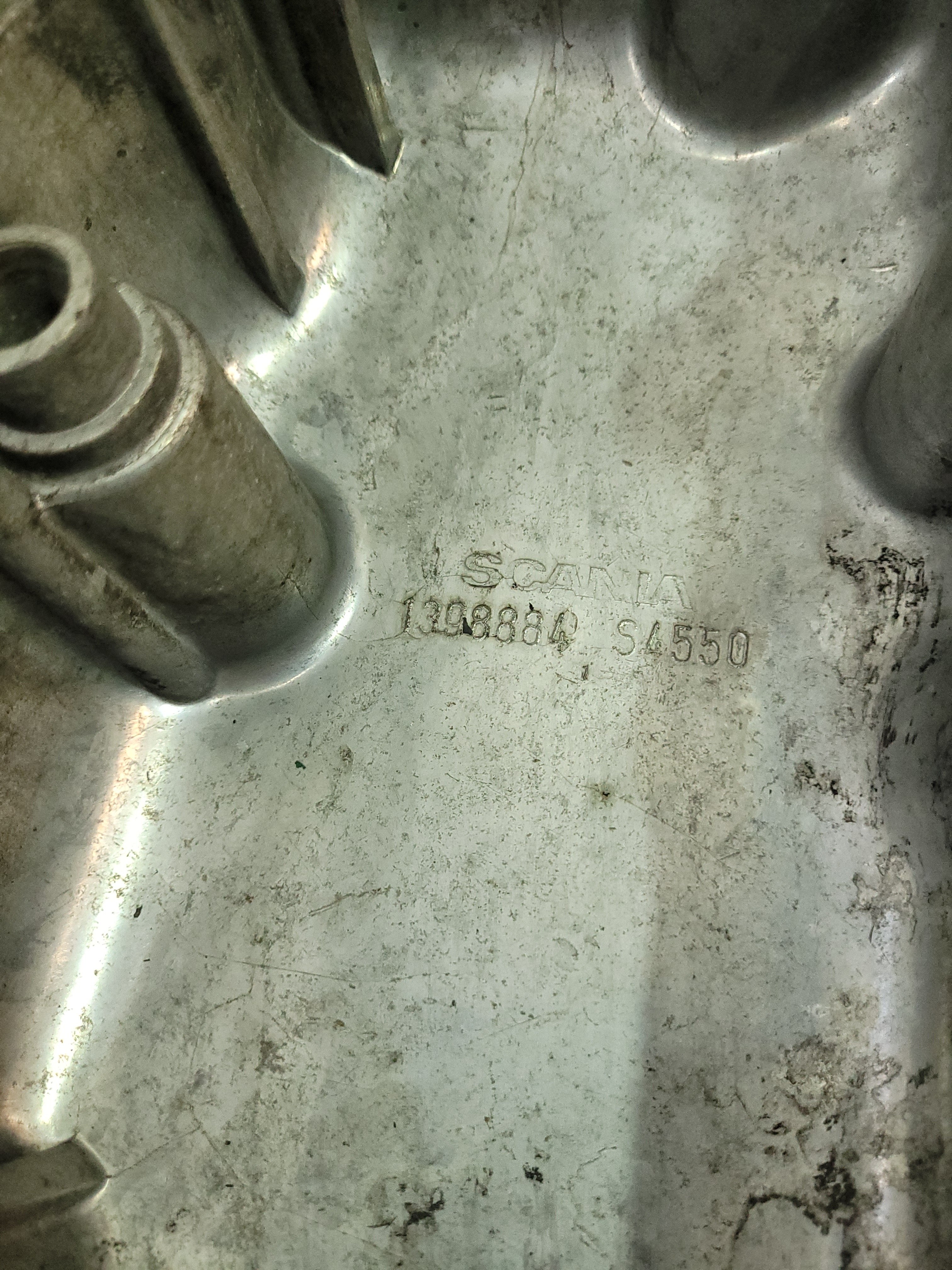 Tampa Valvulas Superior Motor Scania 1241398884 5