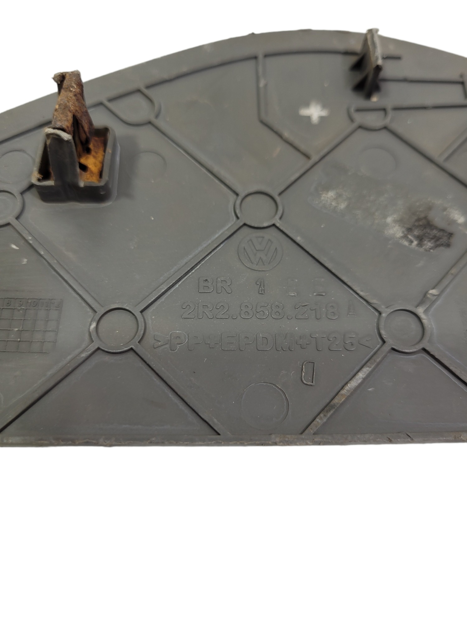 Tampa Lateral Painel Direito Vw Constellation 2r2858218 Nao Se Aplica 4