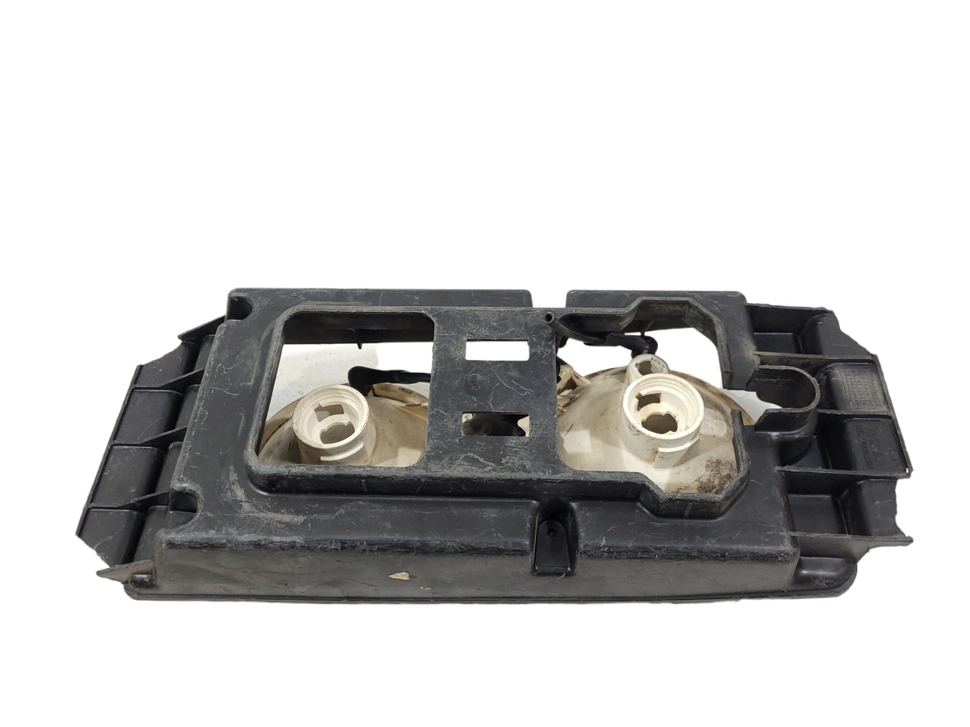 Farol Duplo M Benz 1620 5