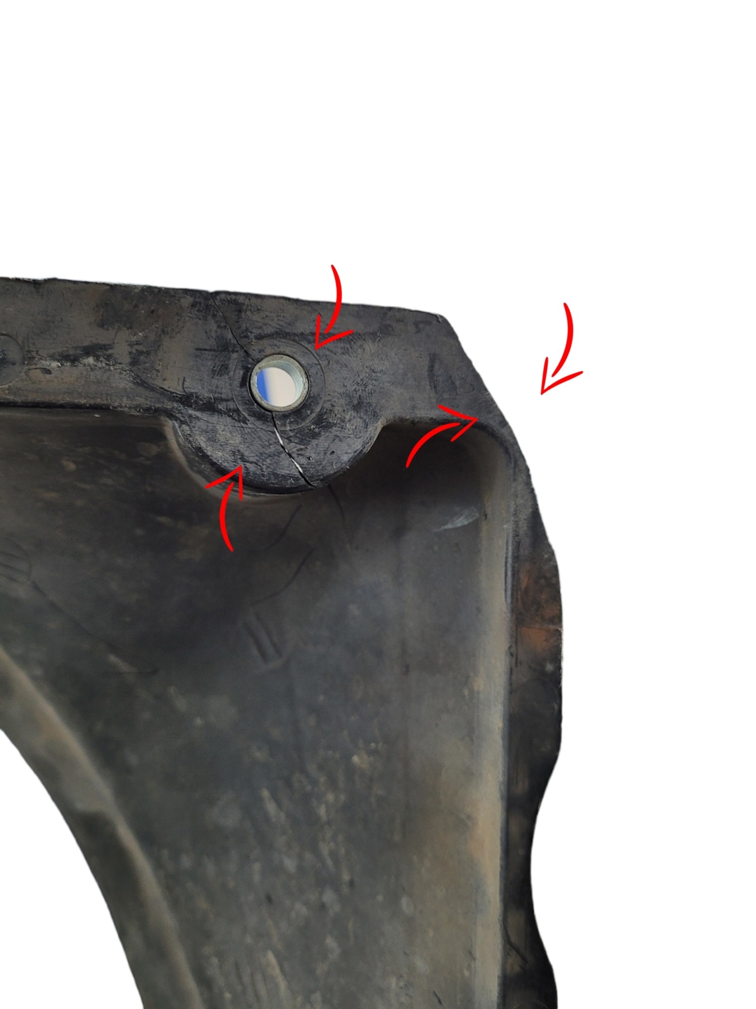 Defletor Radiador Volvo Vm 240 260 310 20563325 5