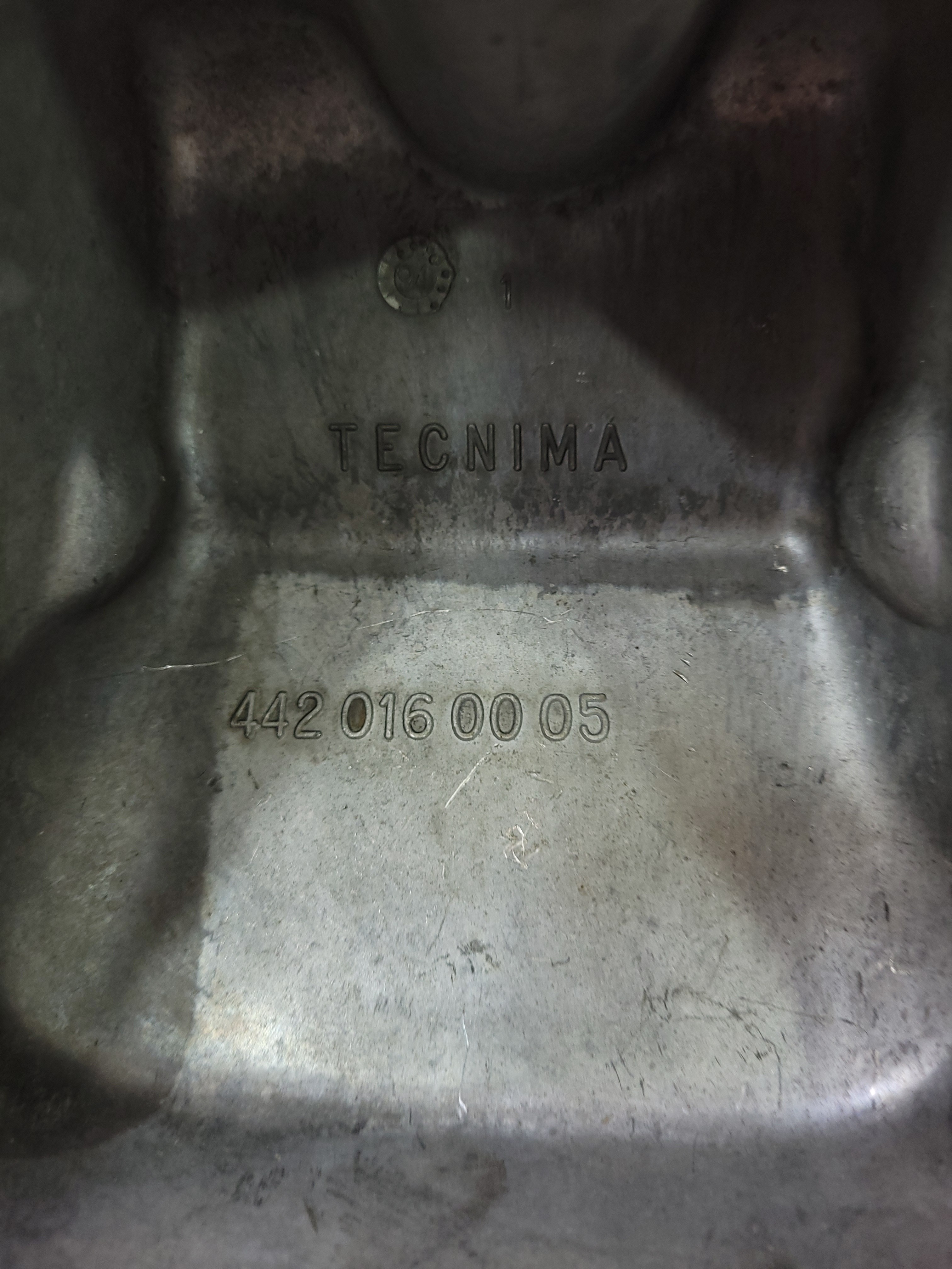 Tampa De Válvula Motor M Benz 447 4420160005 5