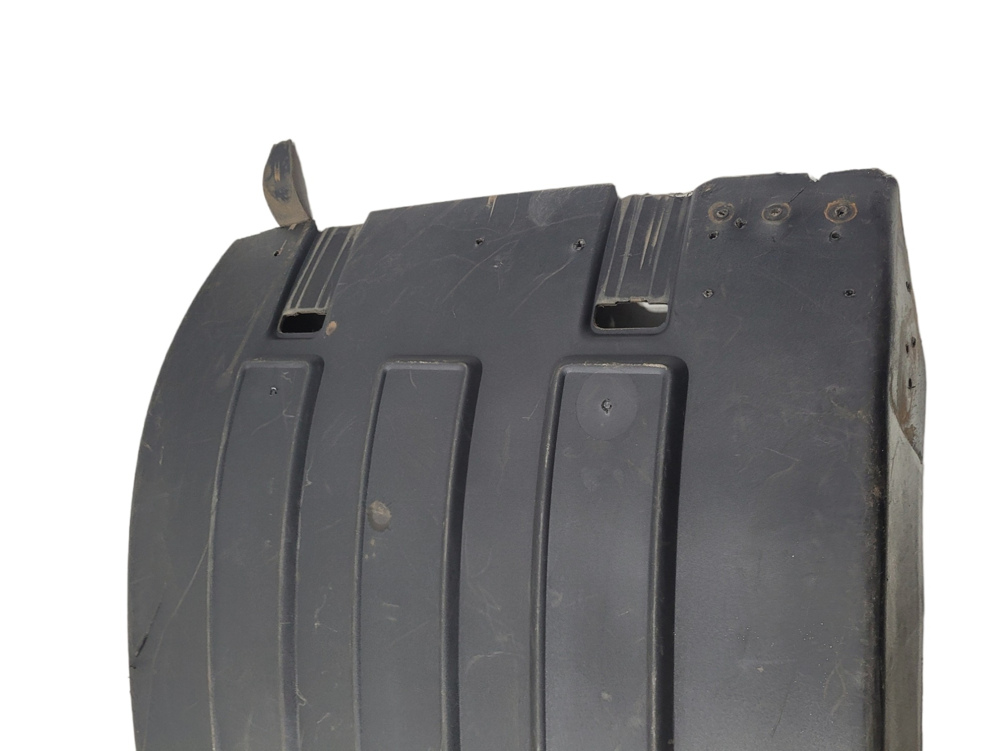 Paralama Traseiro Central Volvo Fh 2010 E 2014 21094384 7