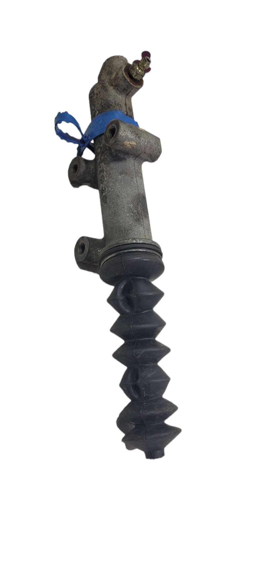 Cilindro Auxiliar Embreagem Vw 7100 01082 6