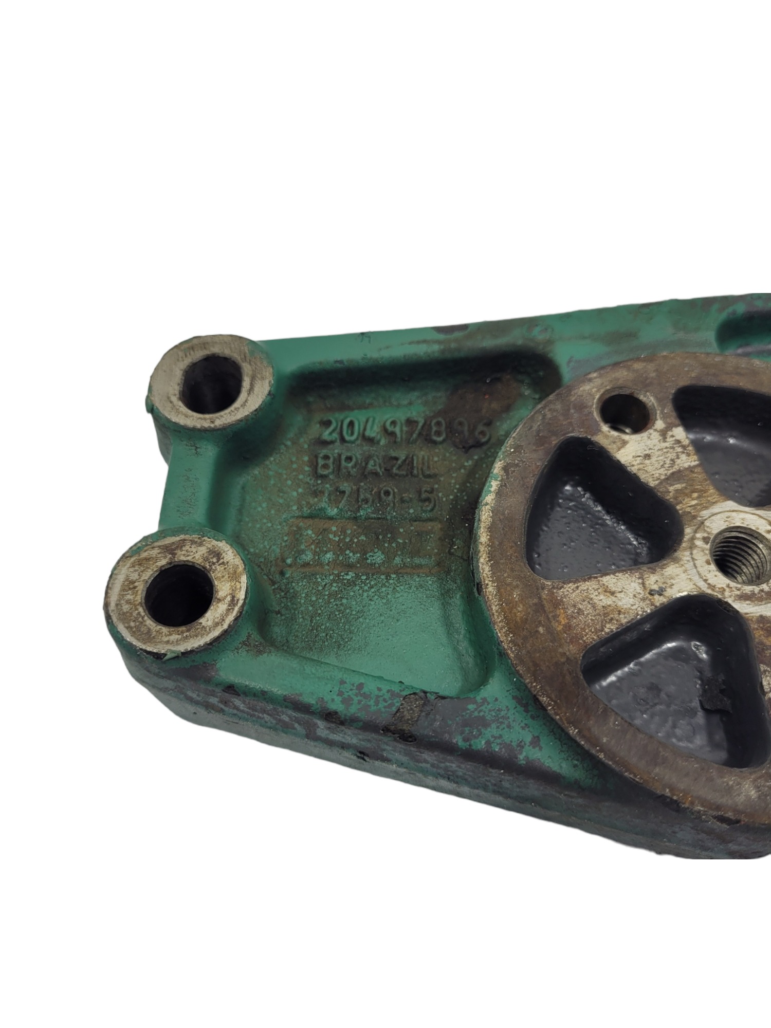 Suporte Alternador Volvo Fh D13 * 20497896 2